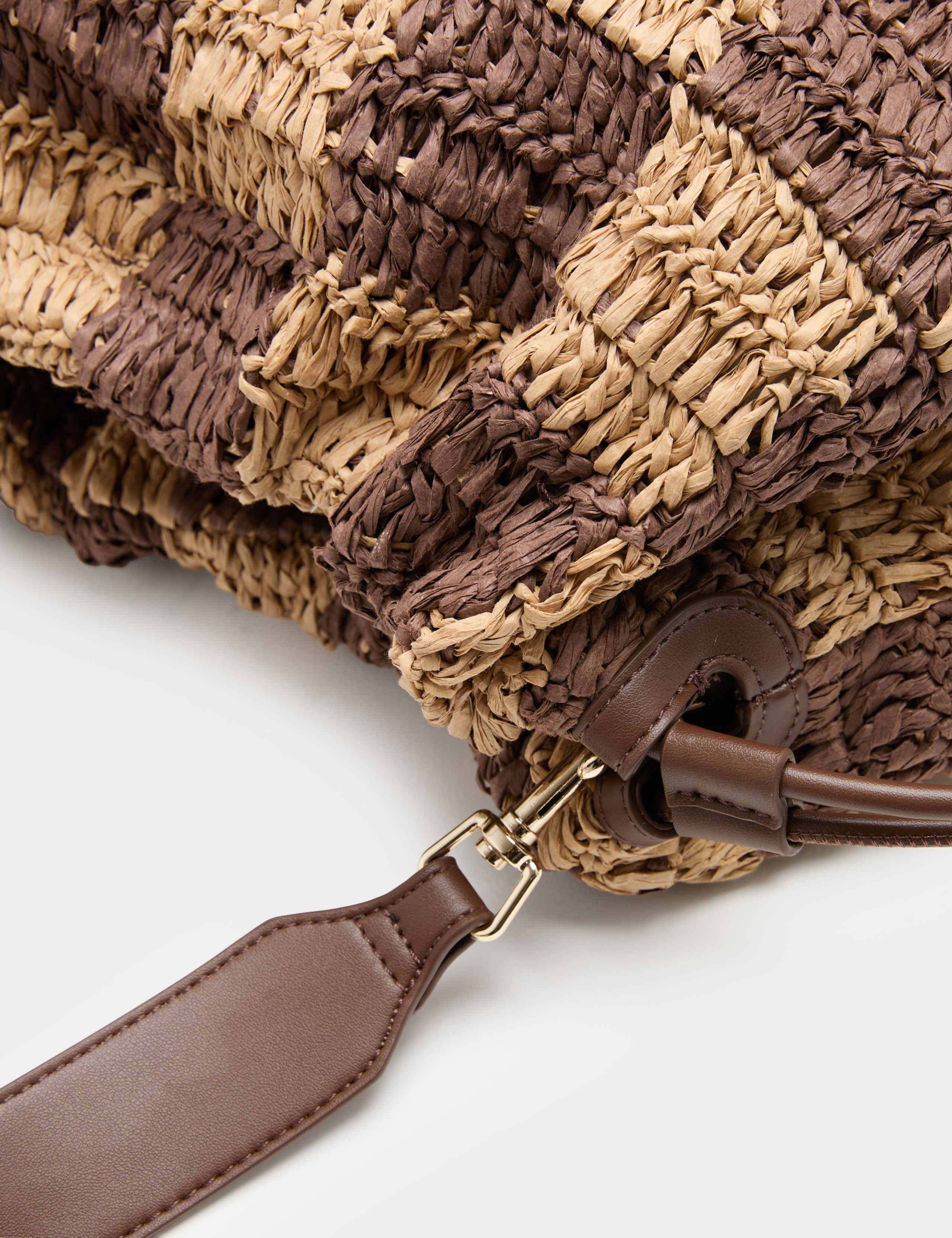 Straw Check Drawstring Beach Bag 3 of 4