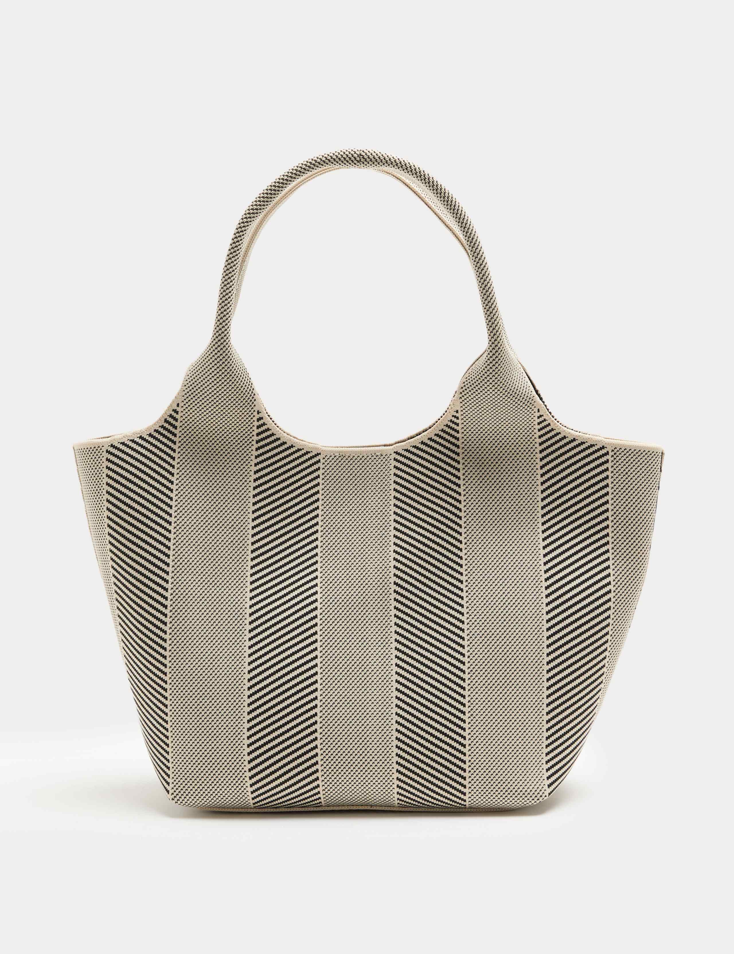 Flyknit Striped Top Handle Grab Bag 1 of 3