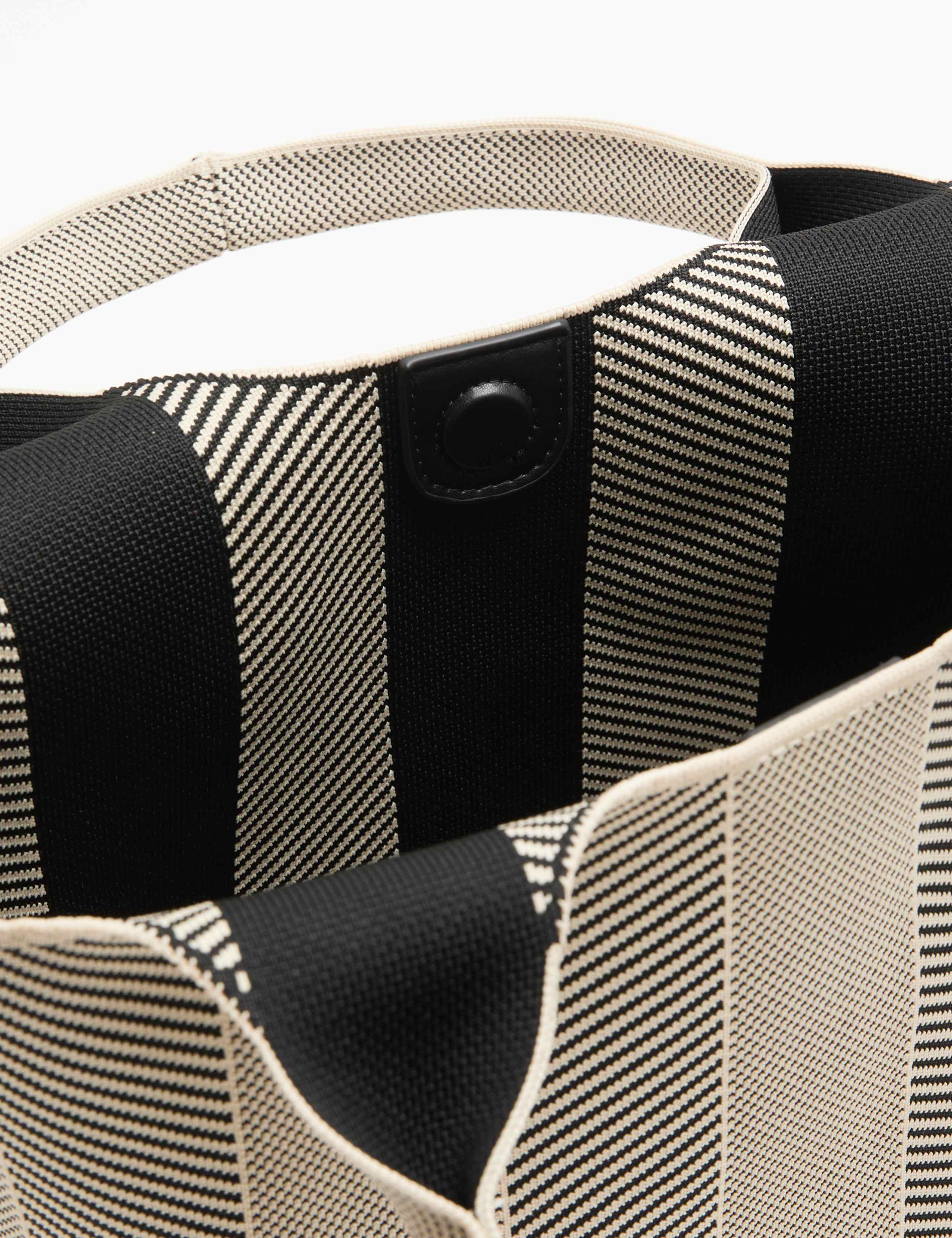 Flyknit Striped Top Handle Grab Bag 3 of 3