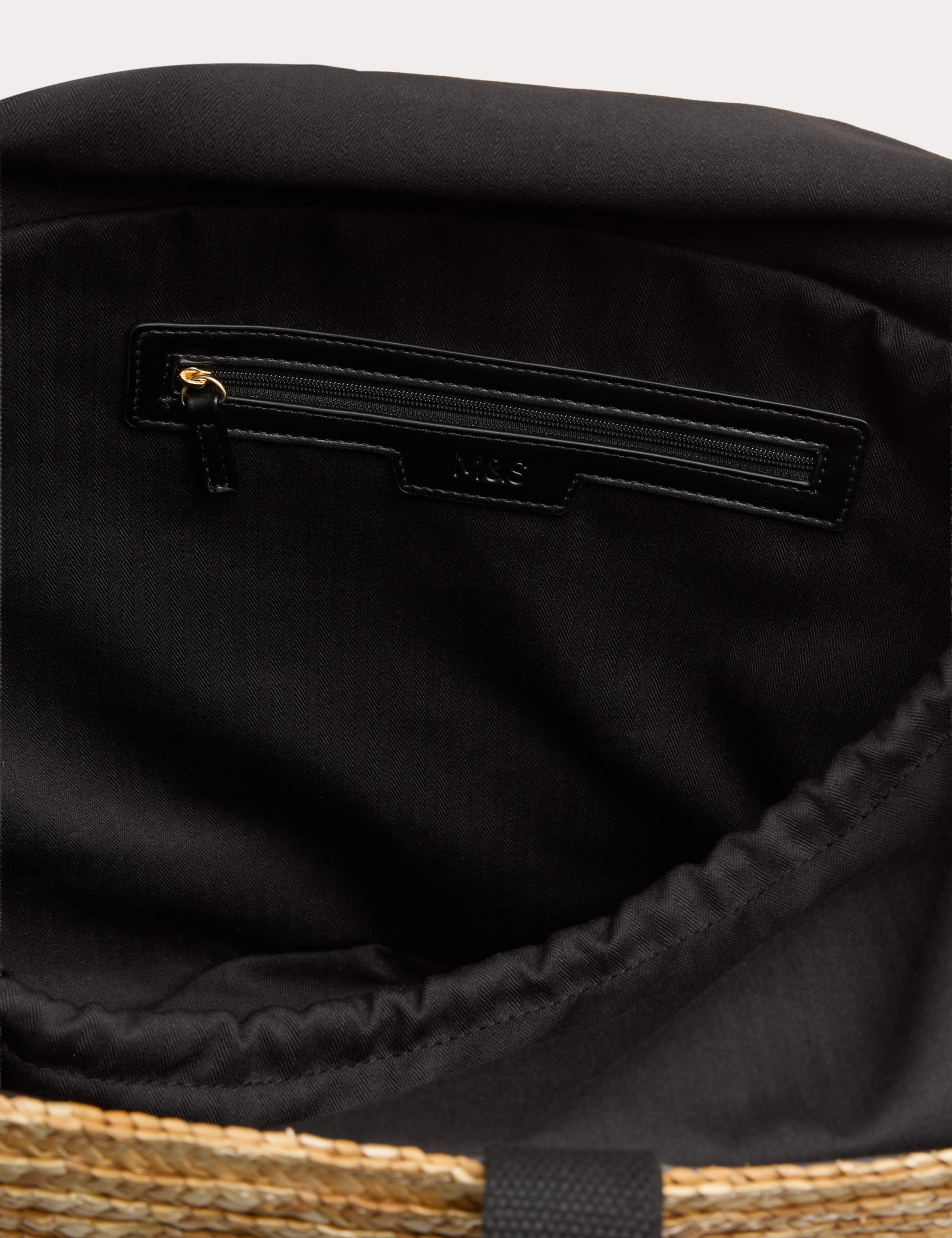 Straw Drawstring Bucket Bag 3 of 3