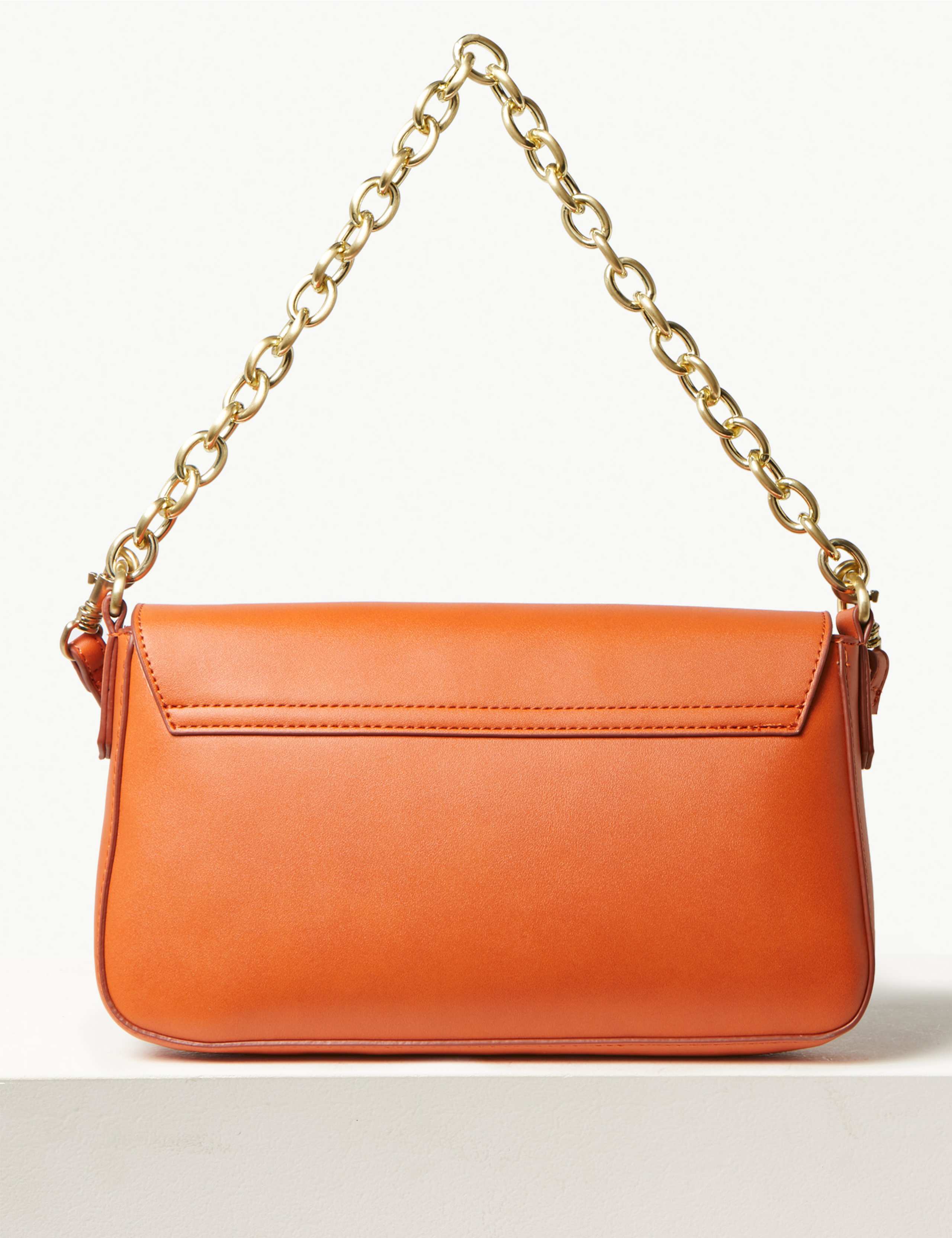 Chain Strap Baguette Bag 4 of 6