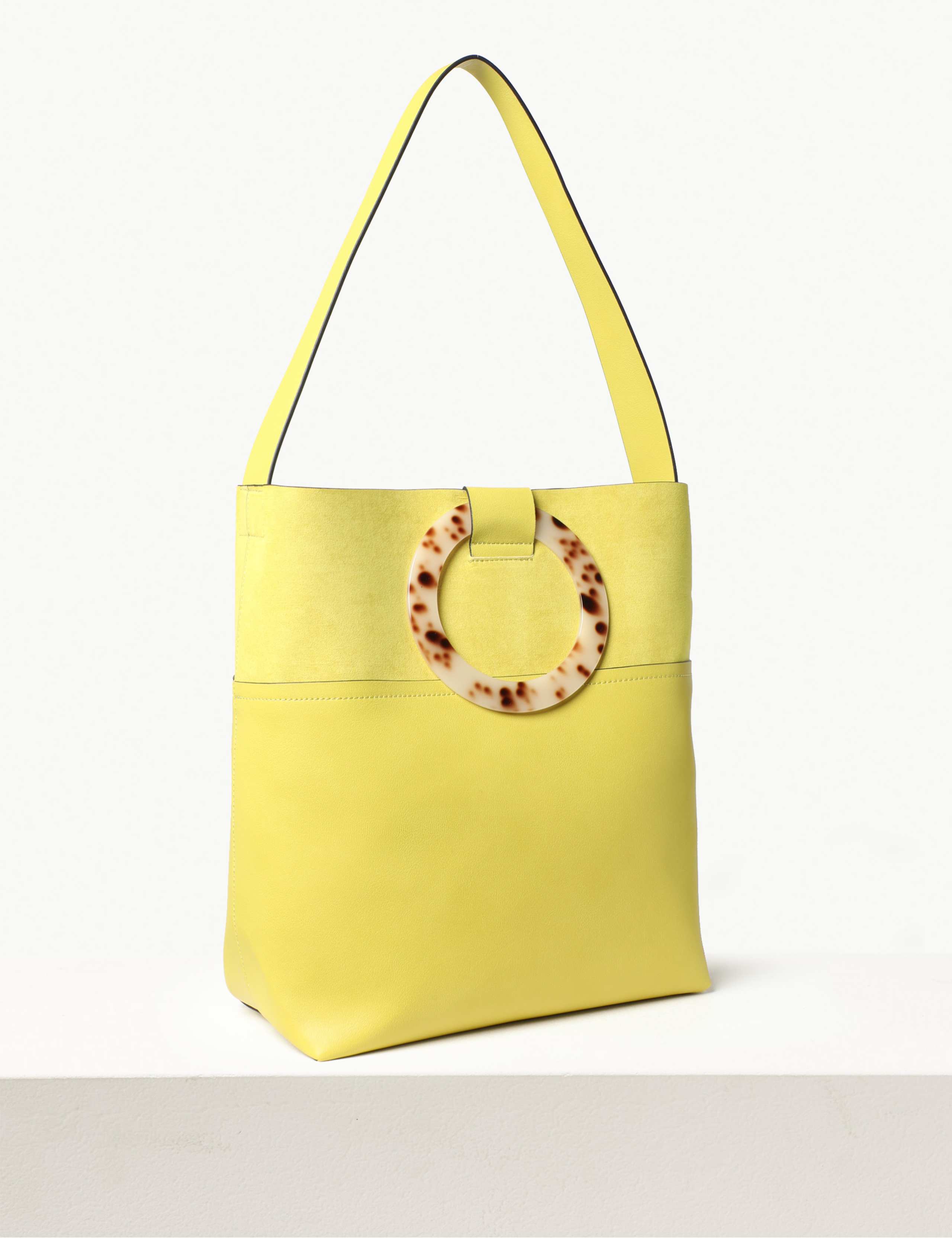 Tortoiseshell Handle Tote Bag 3 of 6