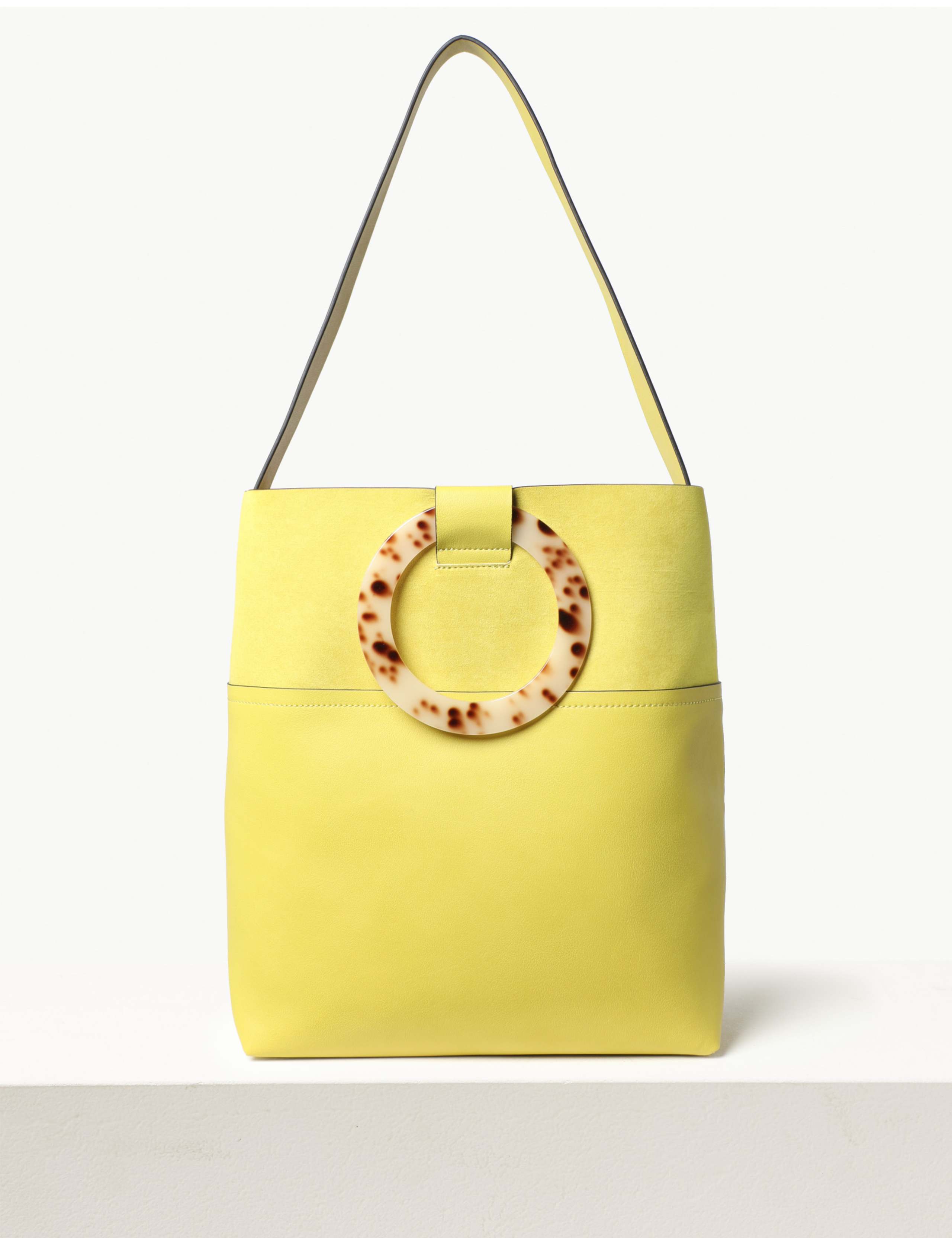 Tortoiseshell Handle Tote Bag 2 of 6