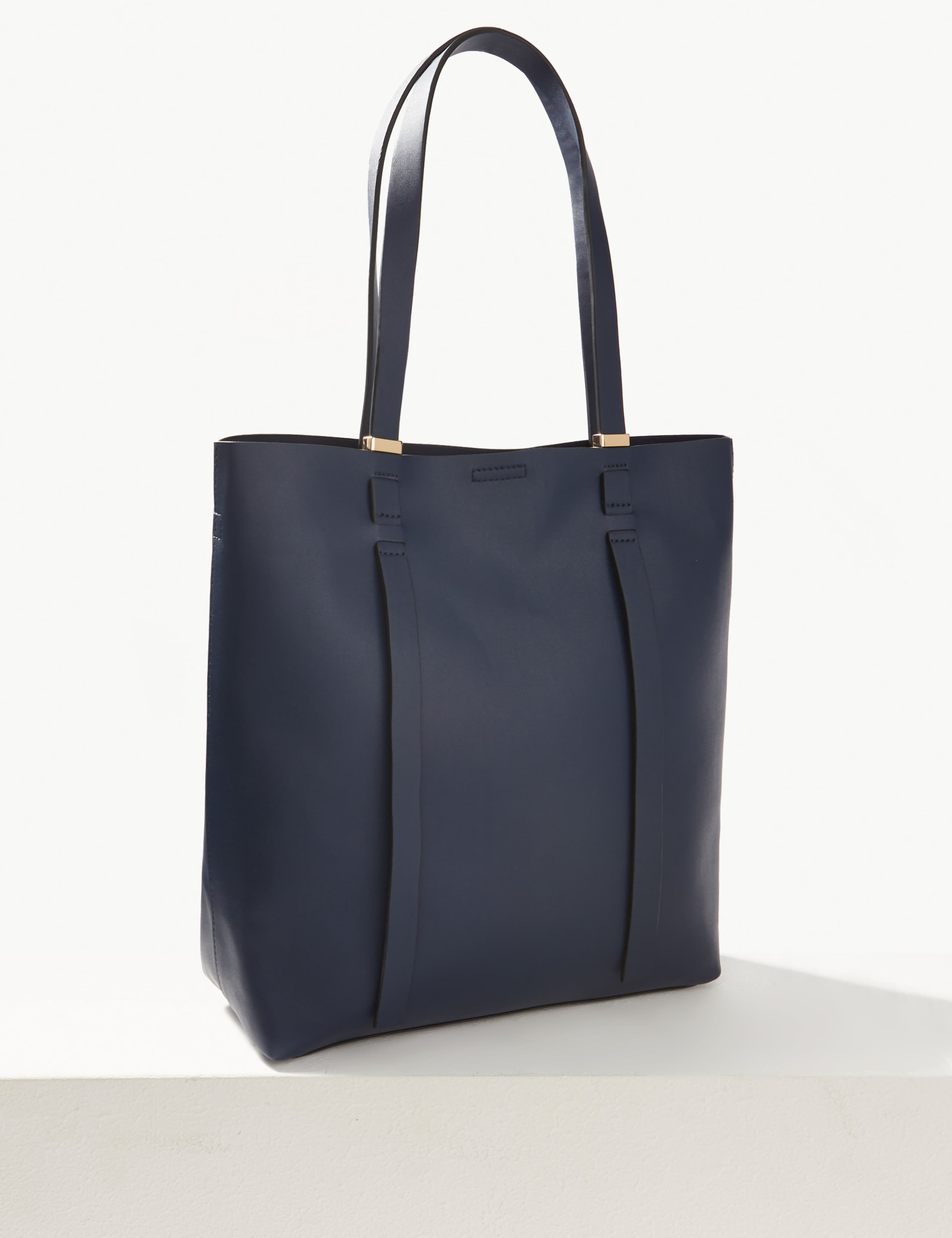 Shopper Bag 3 of 6