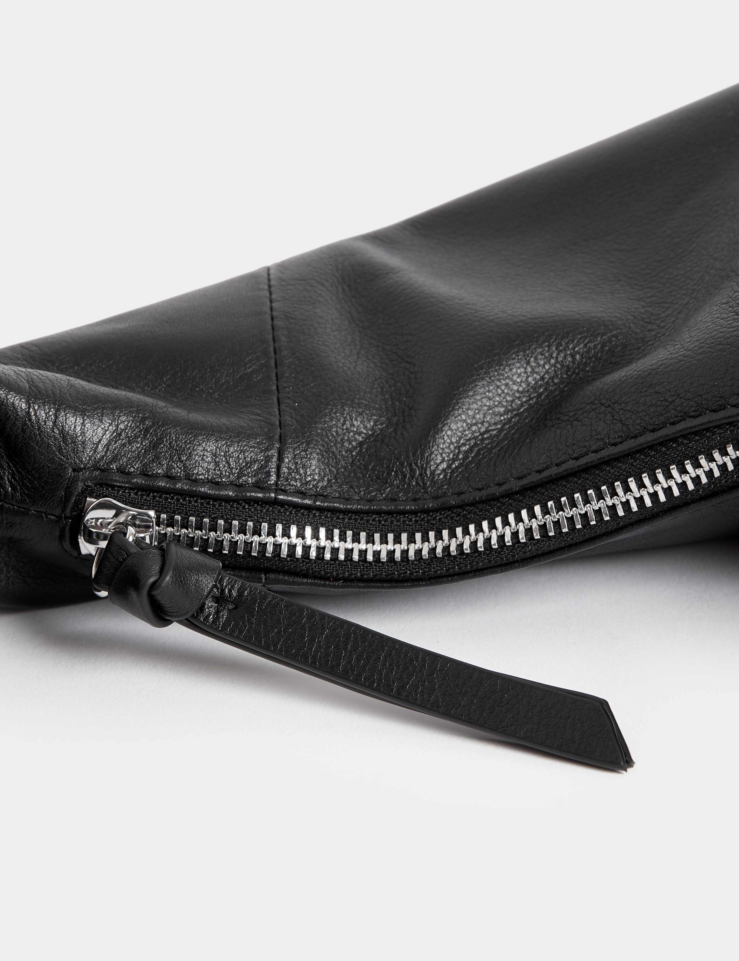 Leather Shoulder Bag 3 of 5