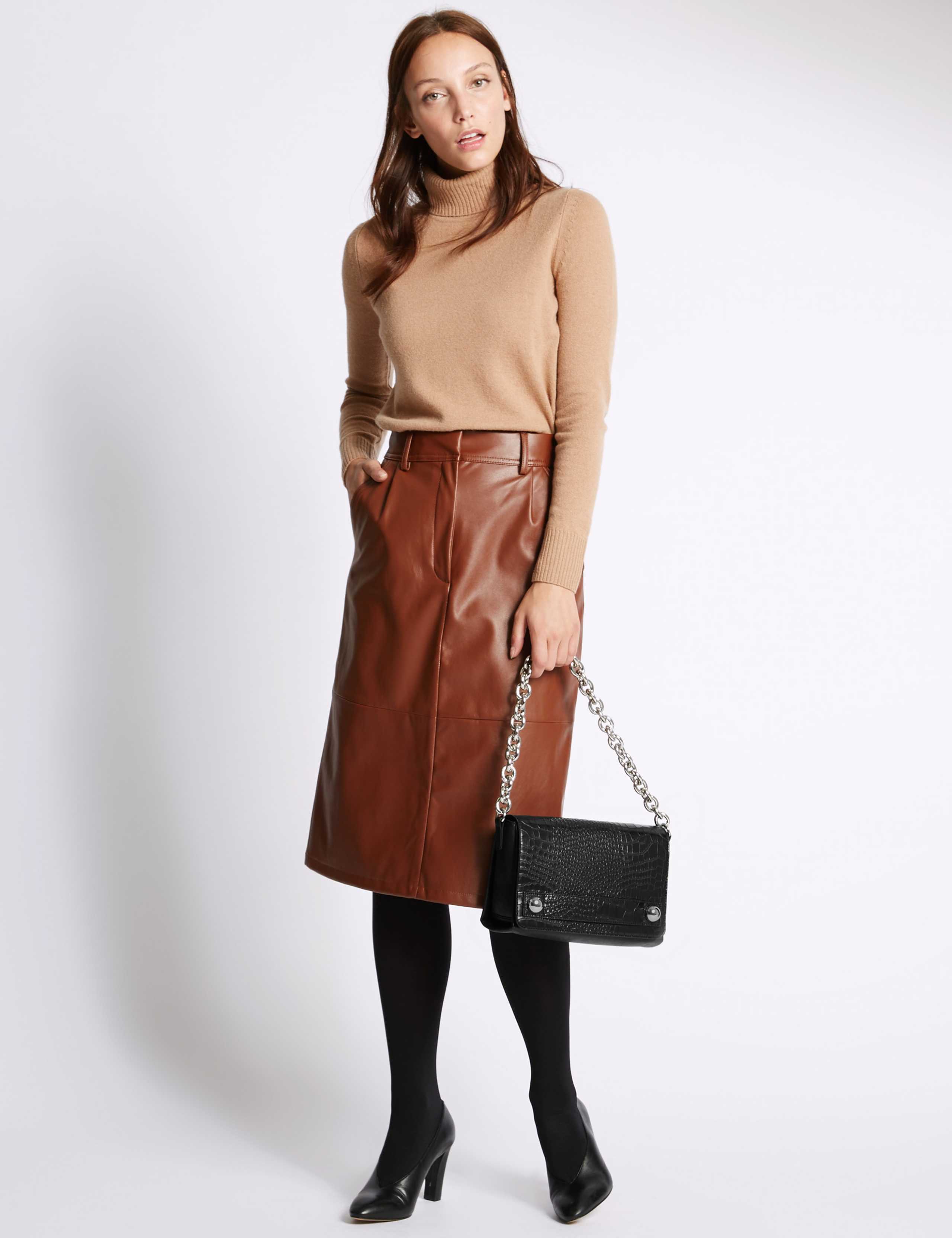 Faux Leather Chunky Chain Shoulder Bag 1 of 6