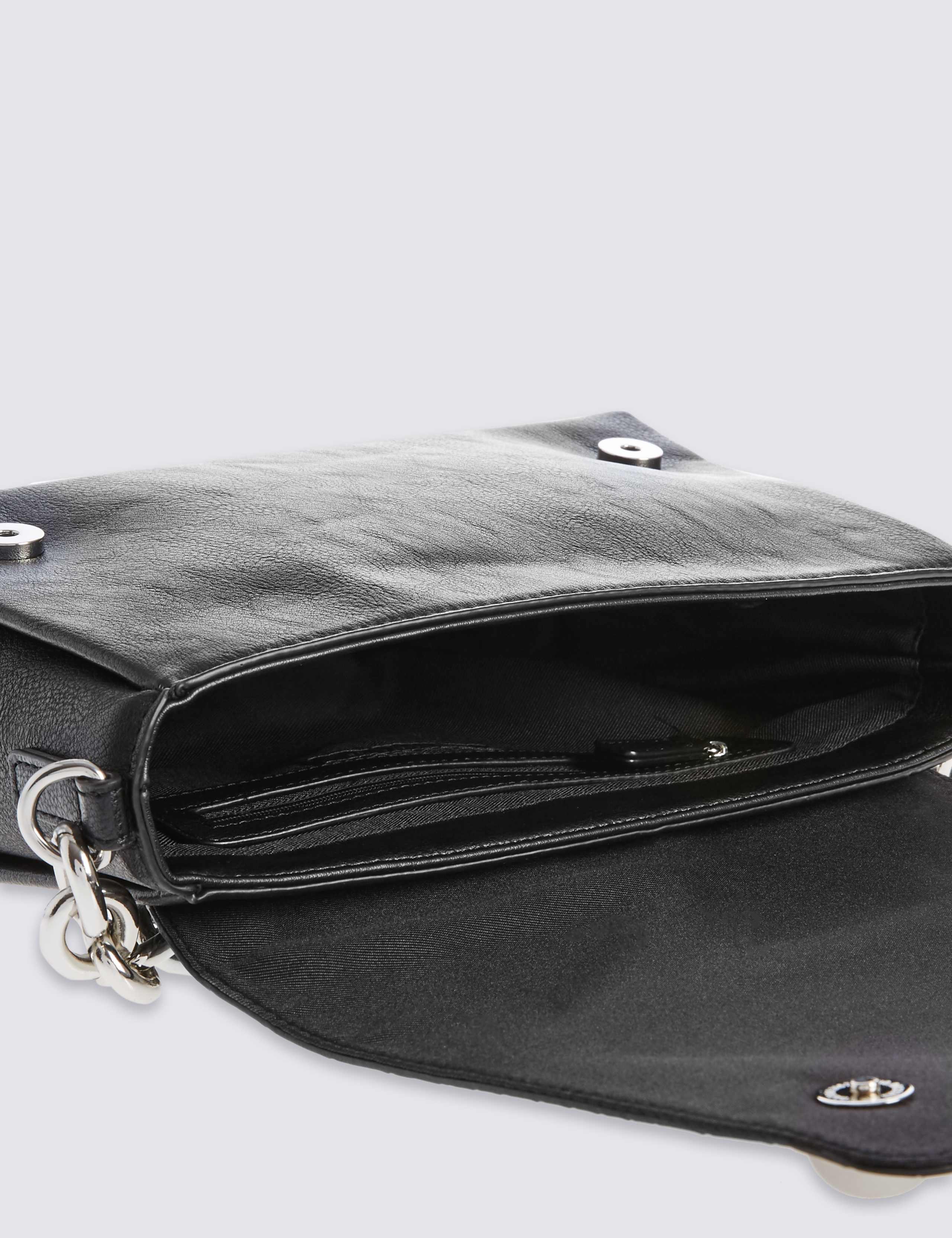 Faux Leather Chunky Chain Shoulder Bag 5 of 6