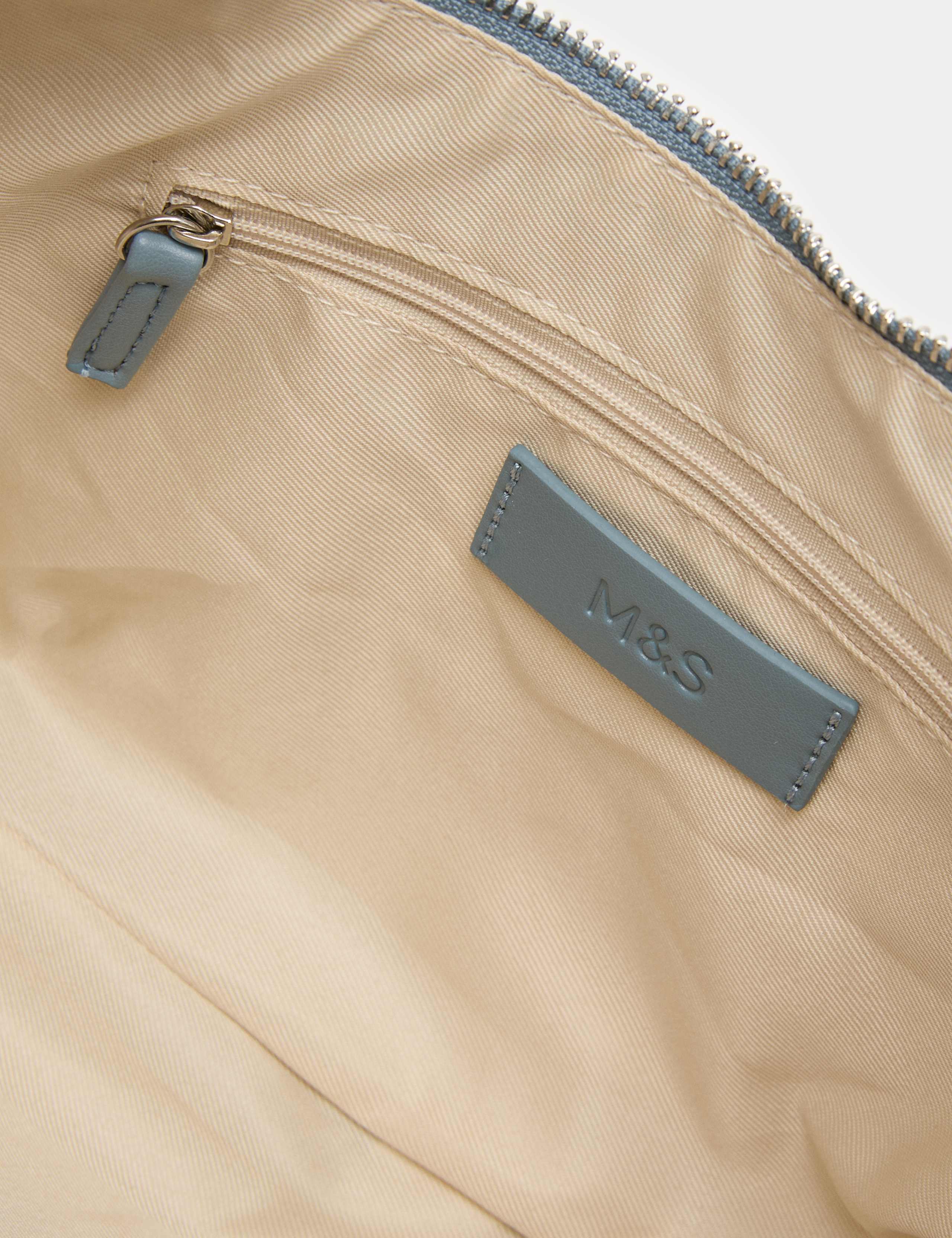 Slouchy Scoop Shoulder Bag 5 of 5