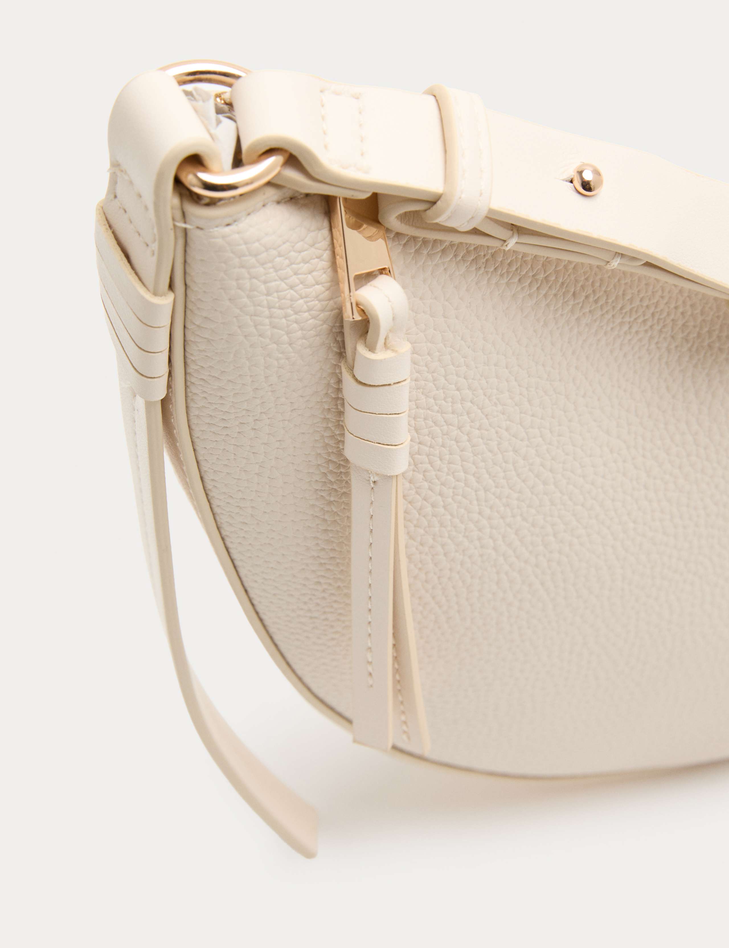 Slouchy Scoop Shoulder Bag 2 of 4