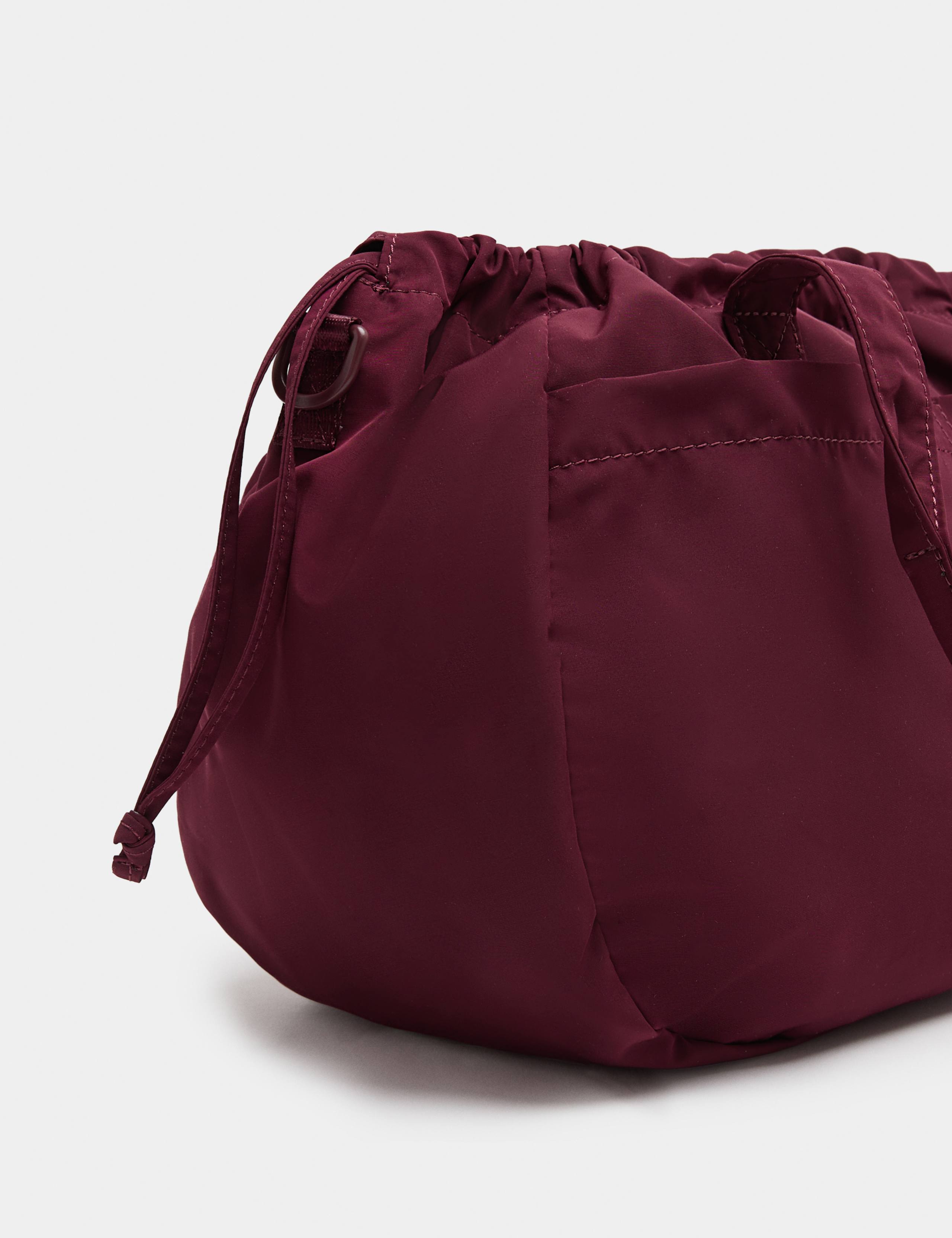 Drawstring Detail Shoulder Bag 4 of 4