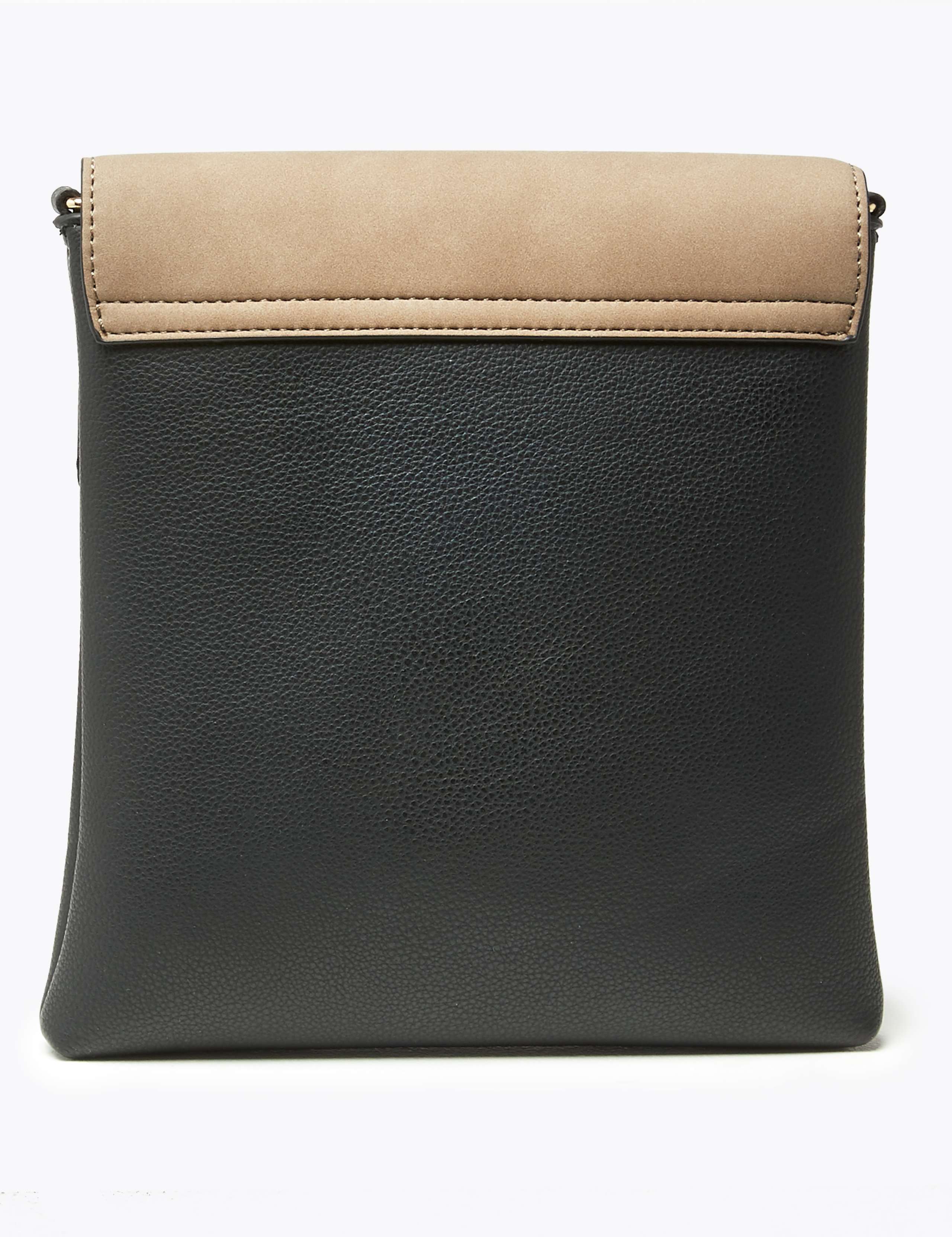 Small Messenger Bag 4 of 6