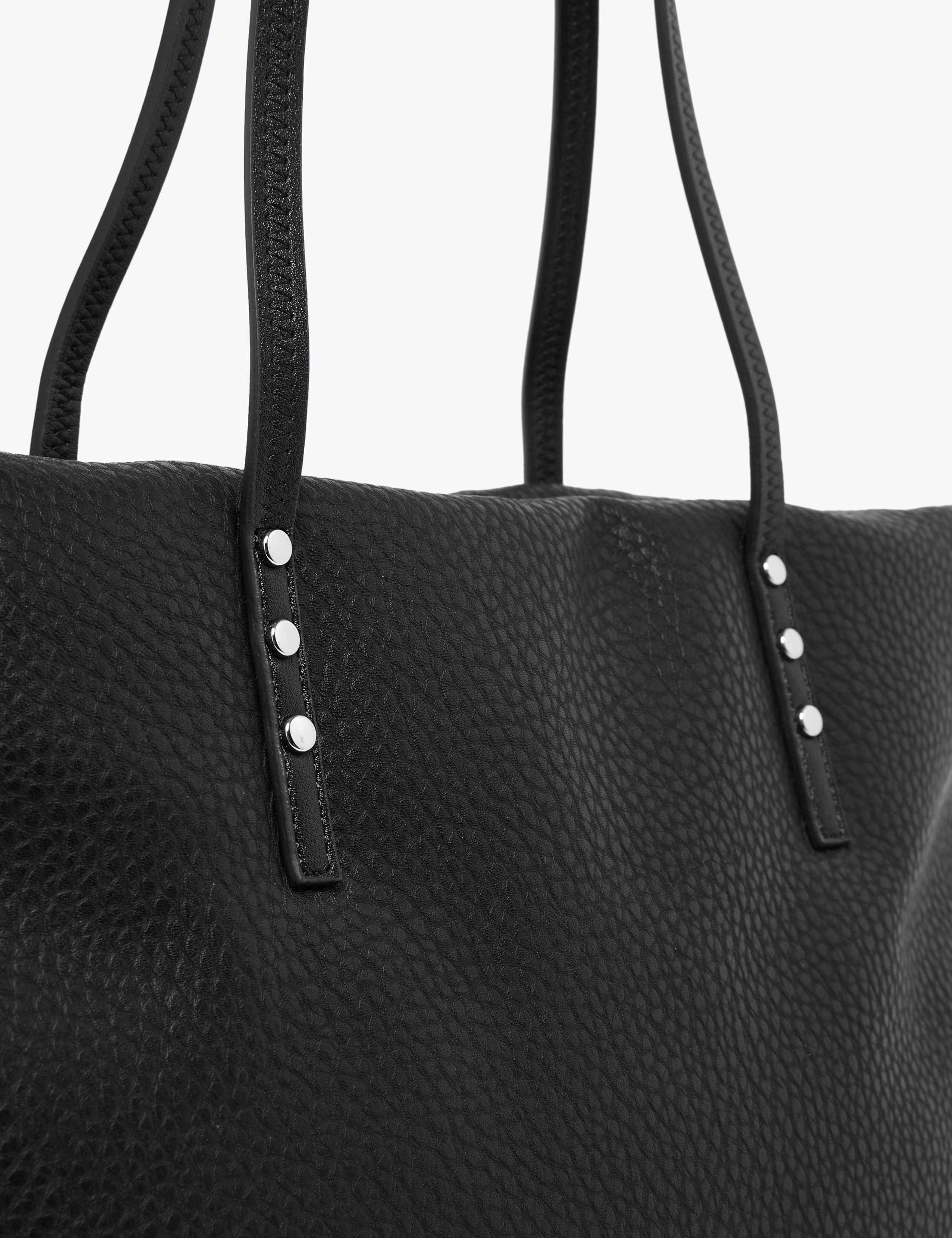 Casual Shopper Bag 6 of 6