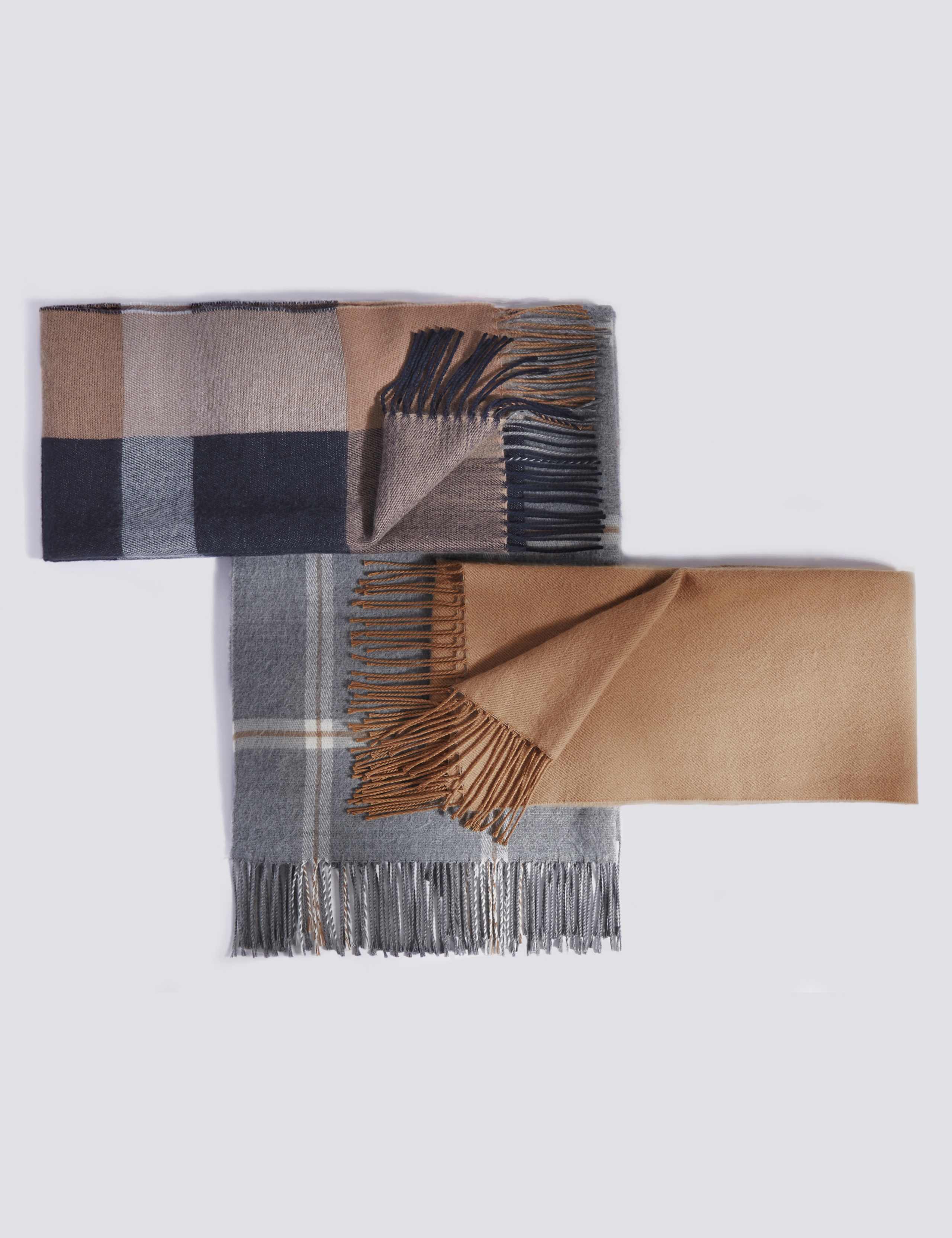 Tassel Scarf 4 of 4