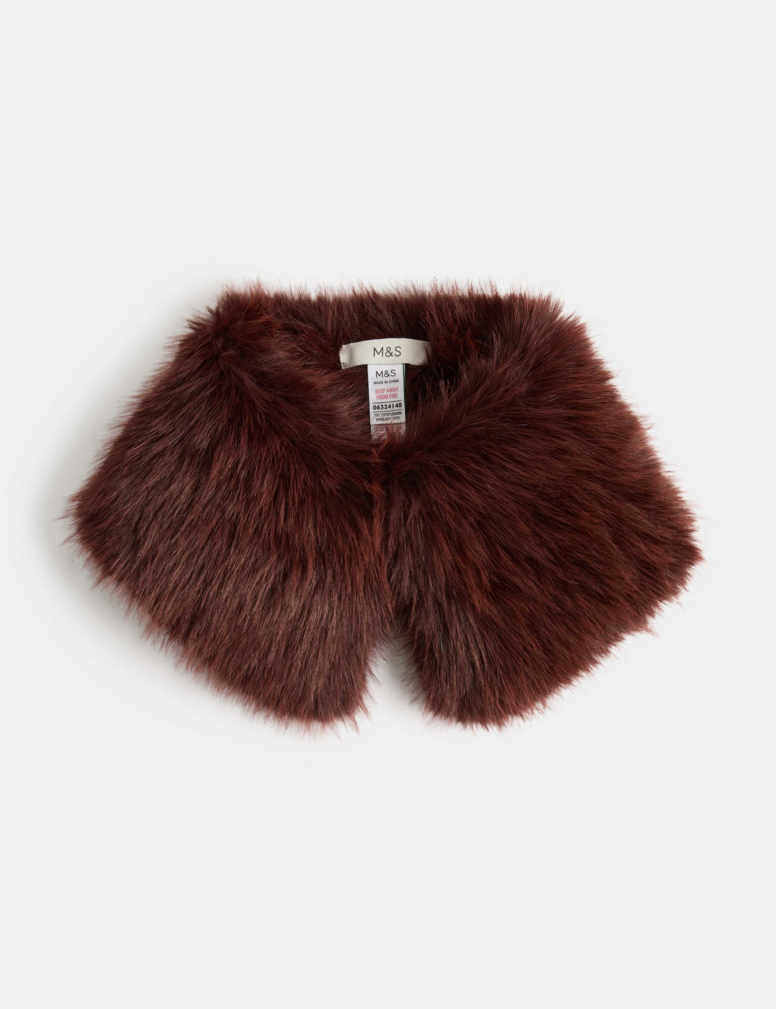 Faux Fur Collar 1 of 2