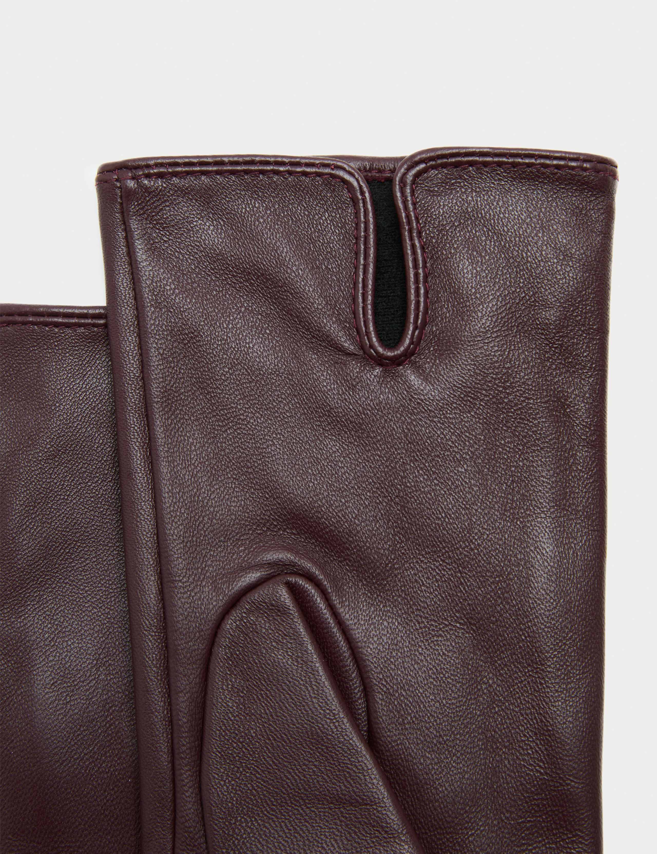 Leather Gloves 2 of 2