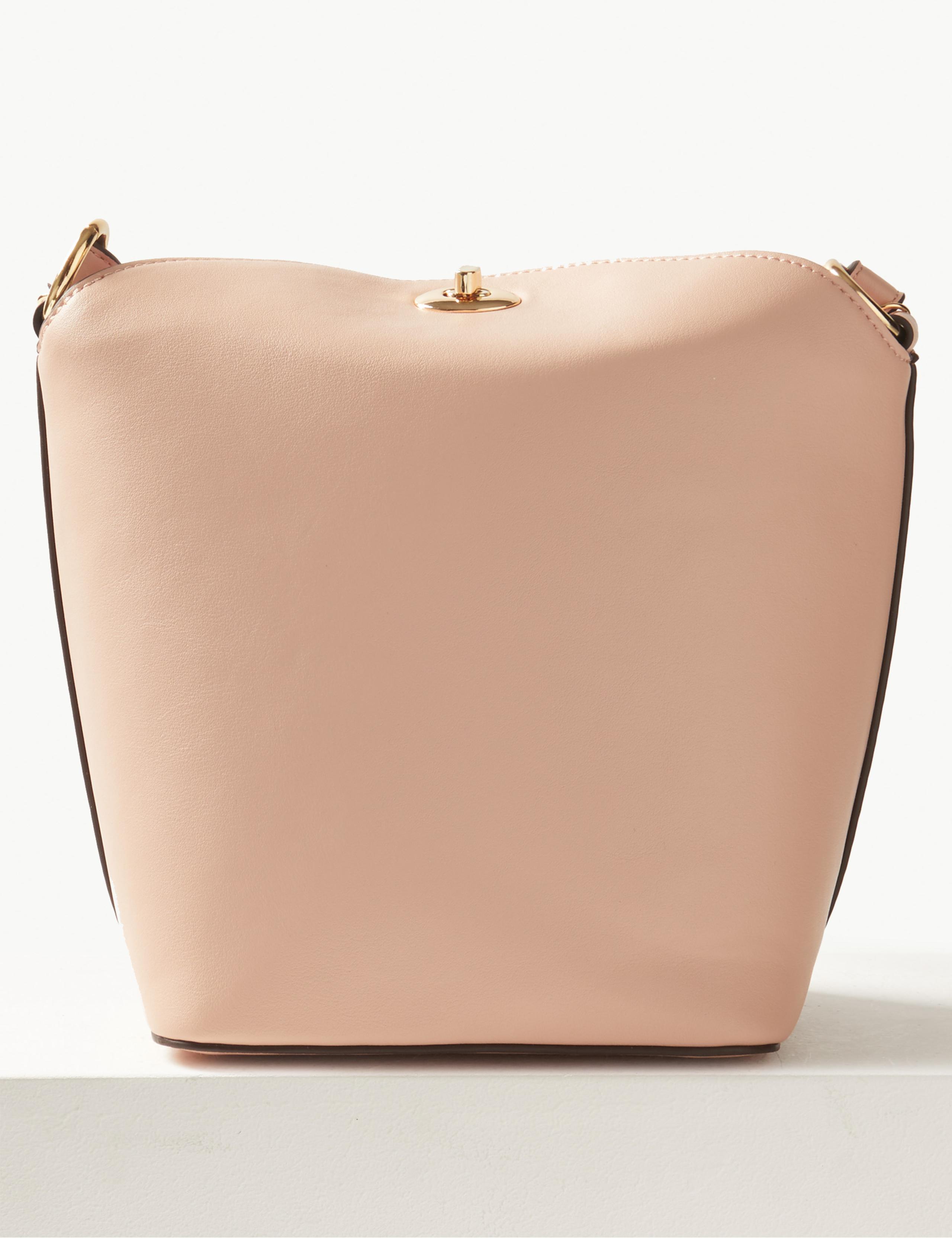 Faux Leather Chain Detail Cross Body Bag 4 of 6