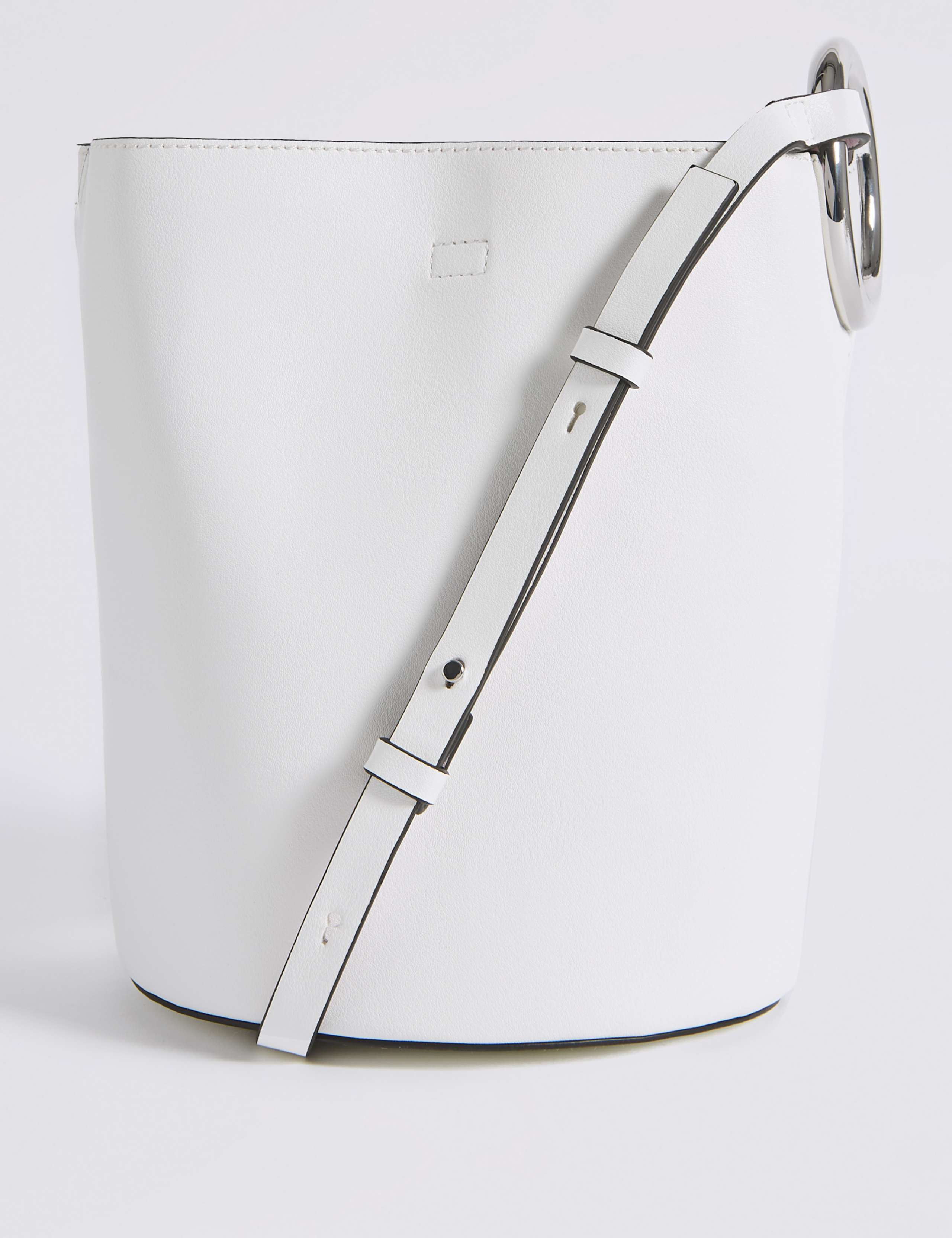 Ring Cross Body Bag 4 of 5