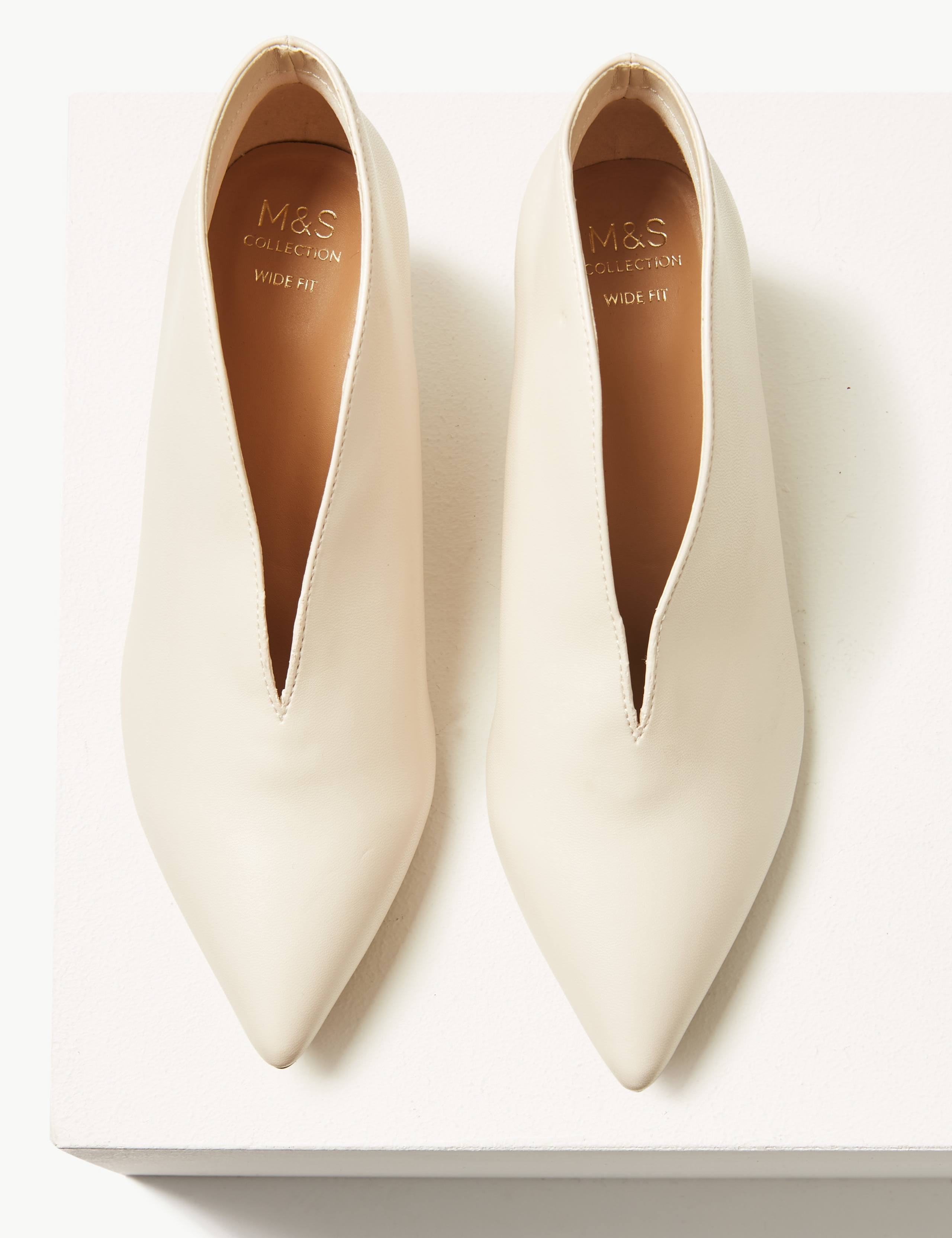 Wide Fit Kitten Heel V-Cut Shoe Boots 4 of 6