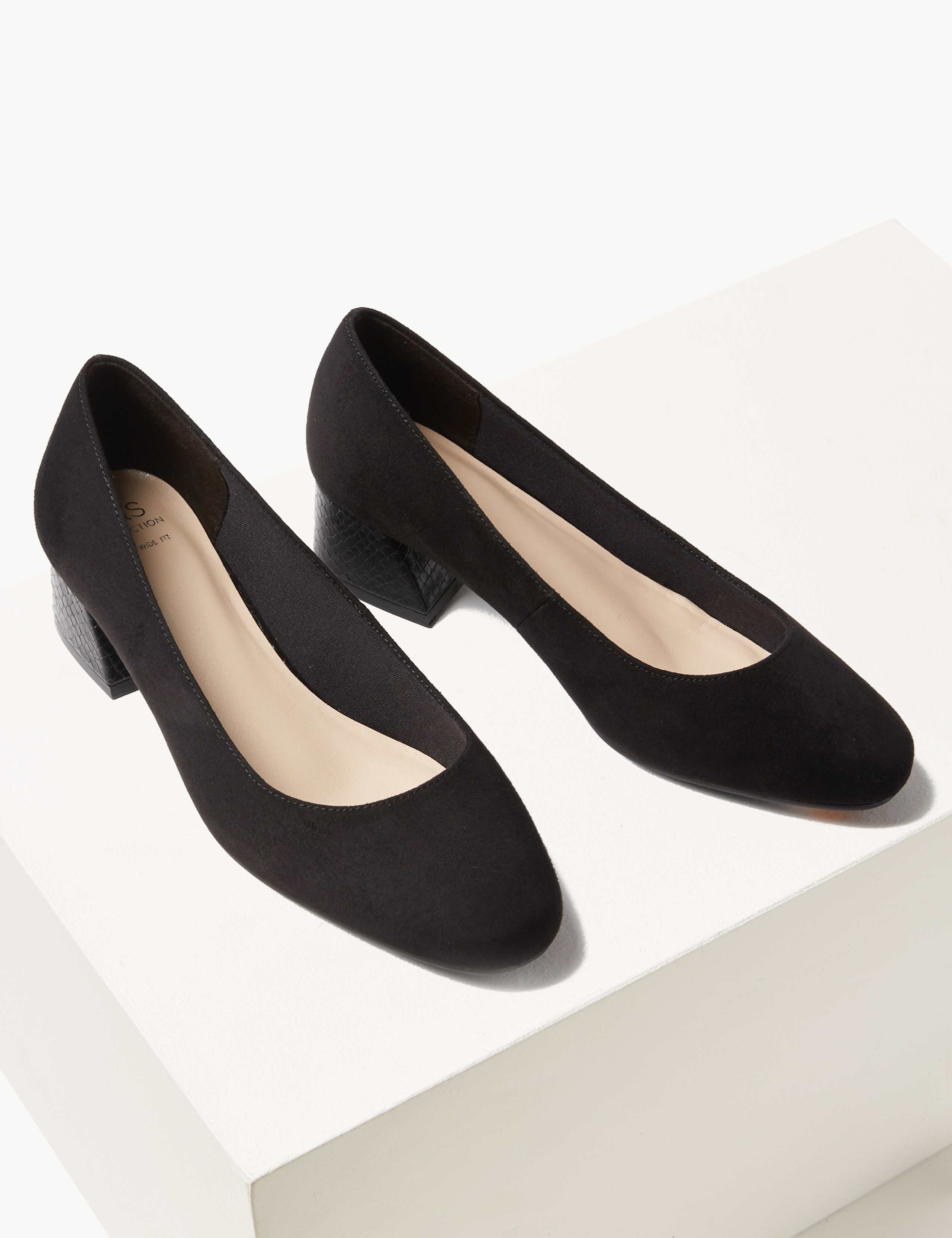 Extra Wide Fit Court Shoes 3 of 5
