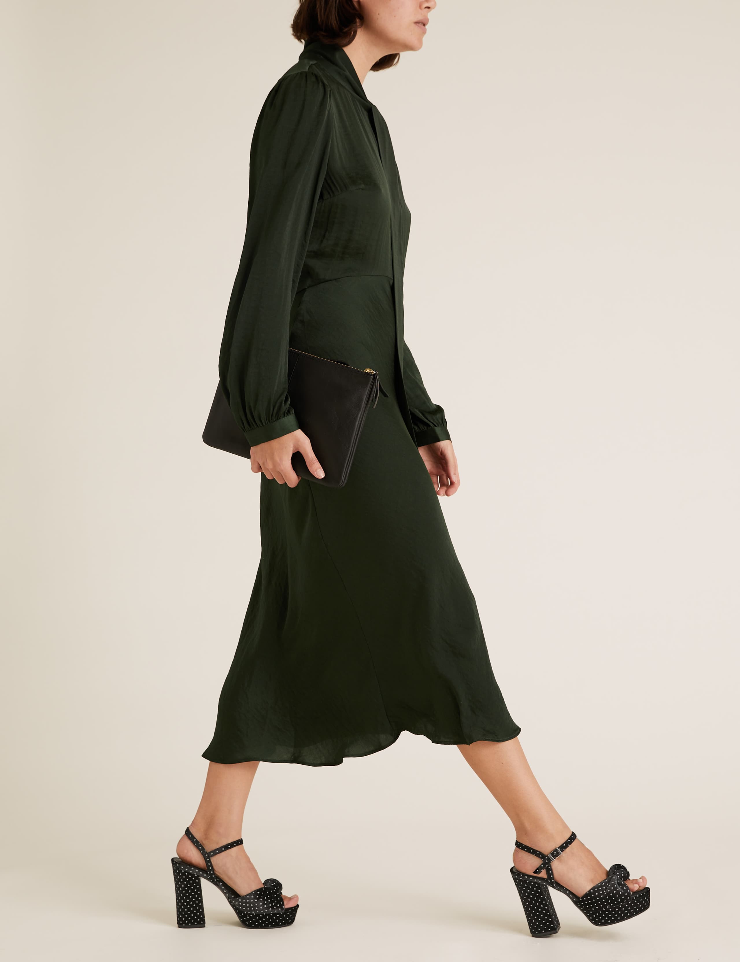 Velvet Knot Platform Sandals 2 of 6