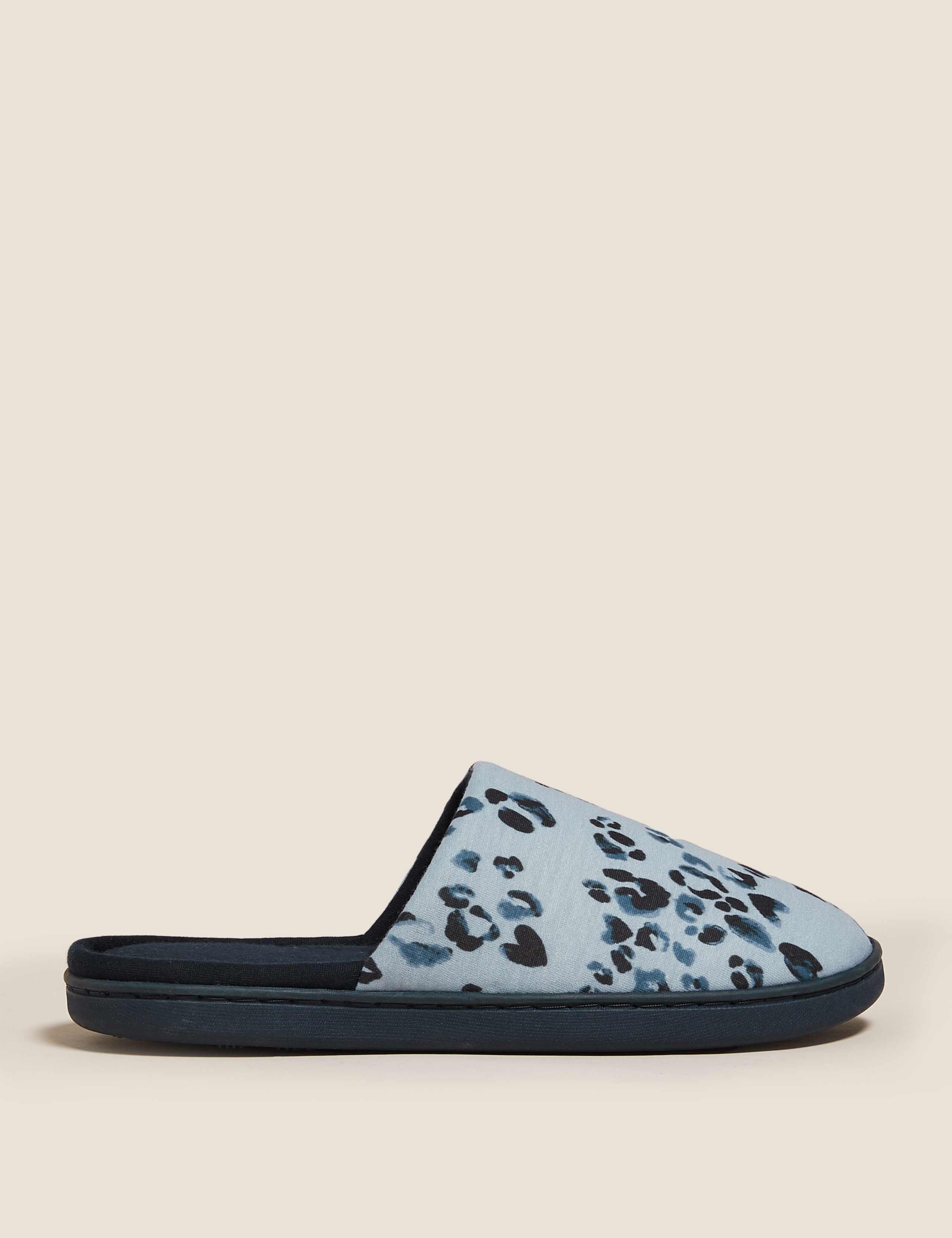 Mule Slippers with Secret Support 6 of 6