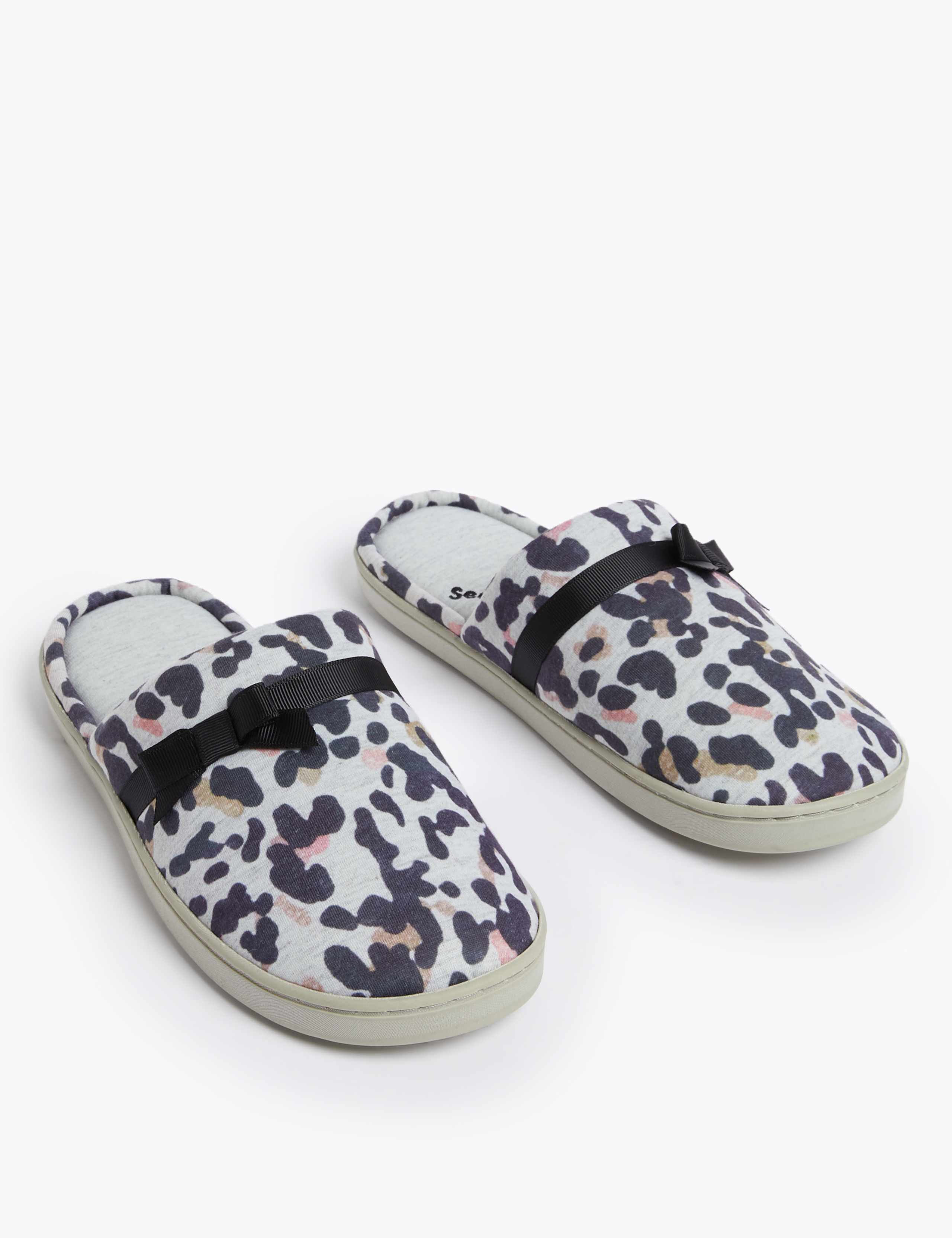 Bow Mule Slippers with Secret Support 2 of 4