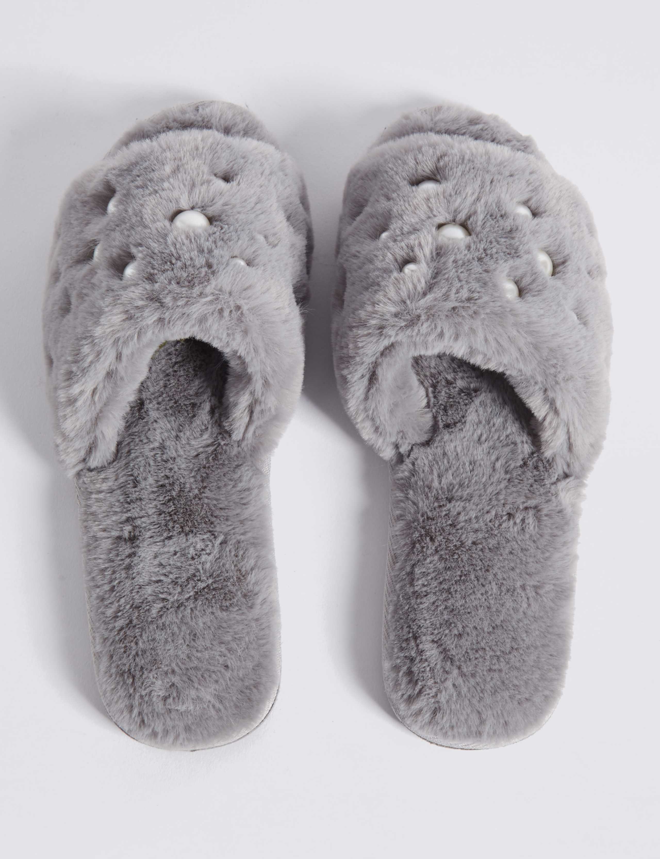 Pearl Detail Fur Mule Slippers 4 of 6