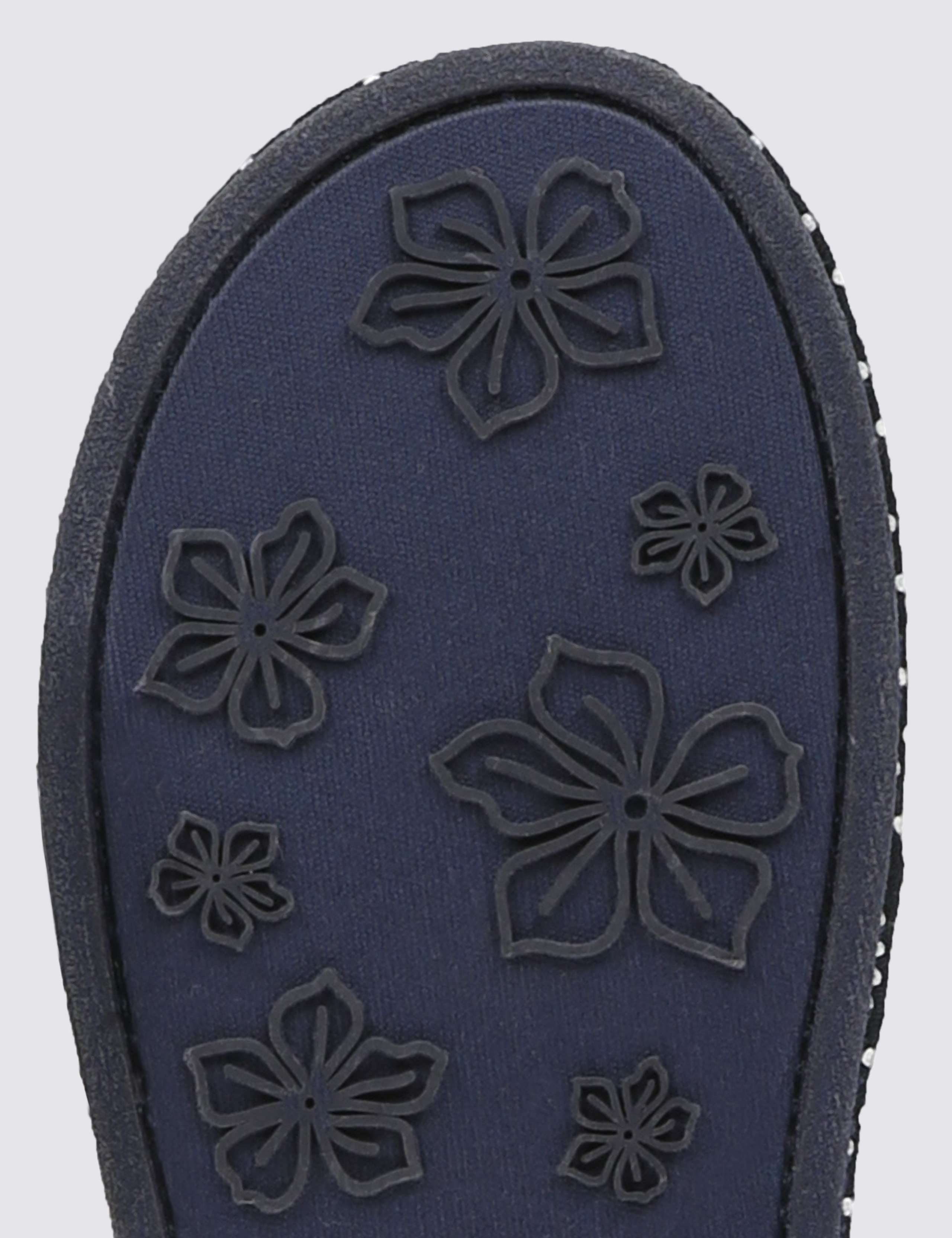 Spotted Open Toe Mule Slippers 6 of 6
