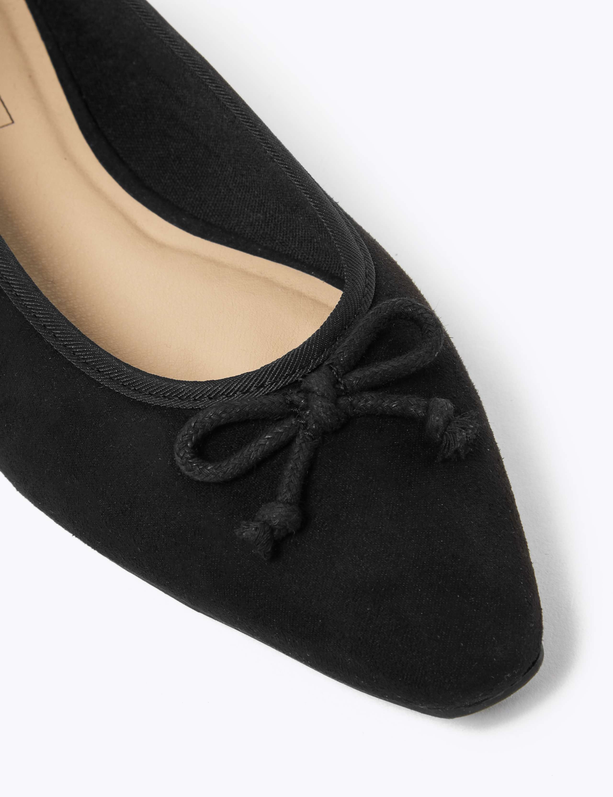 Bow Pumps 4 of 5