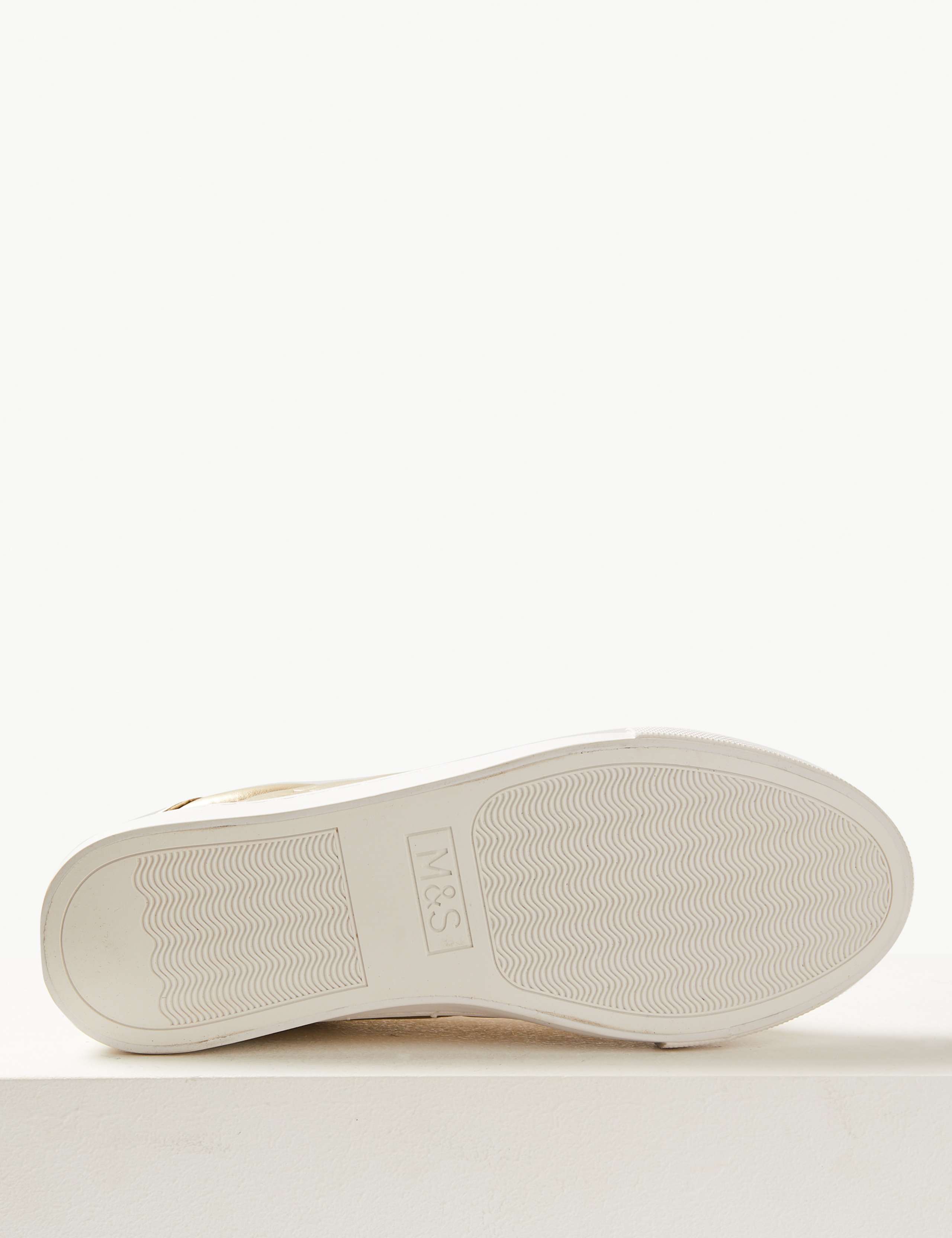 Lace-up Star Embossed Trainers 5 of 5