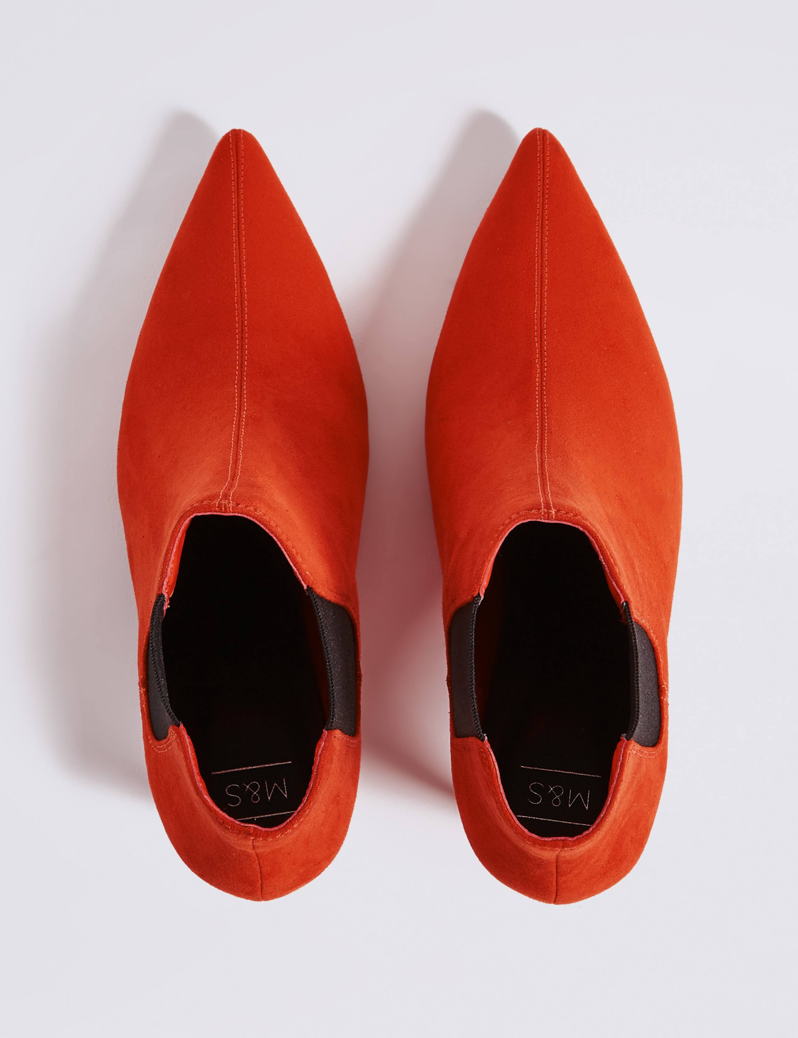 Kitten Heel Pointed Toe Ankle Boots 3 of 5