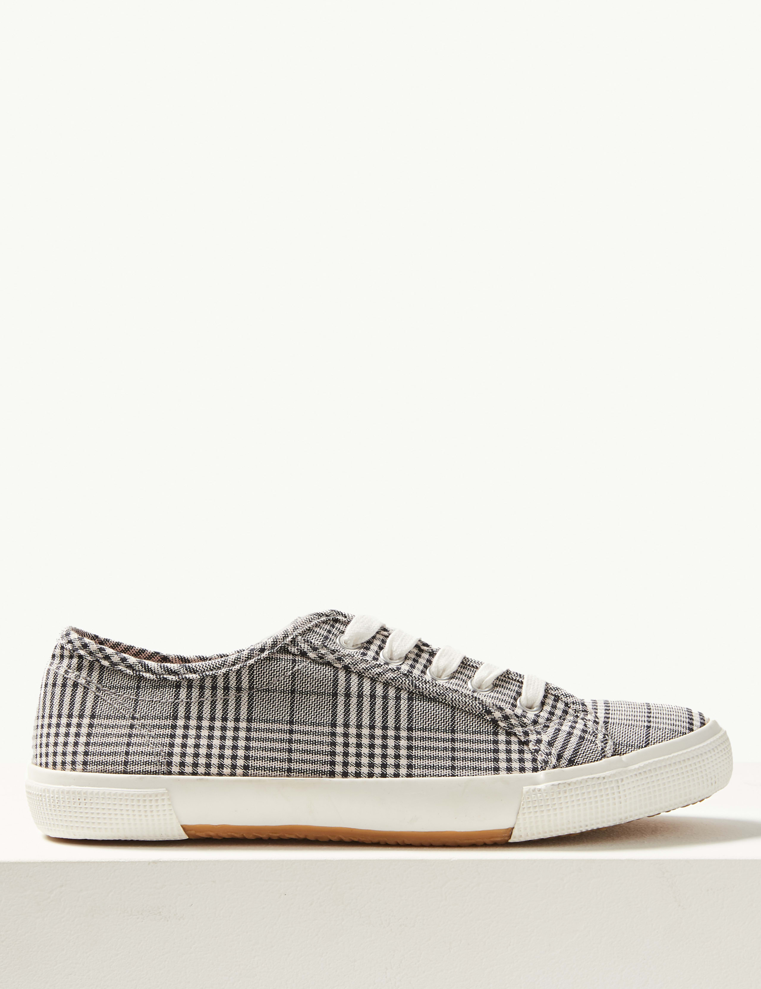 Lace-up Trainers 2 of 5
