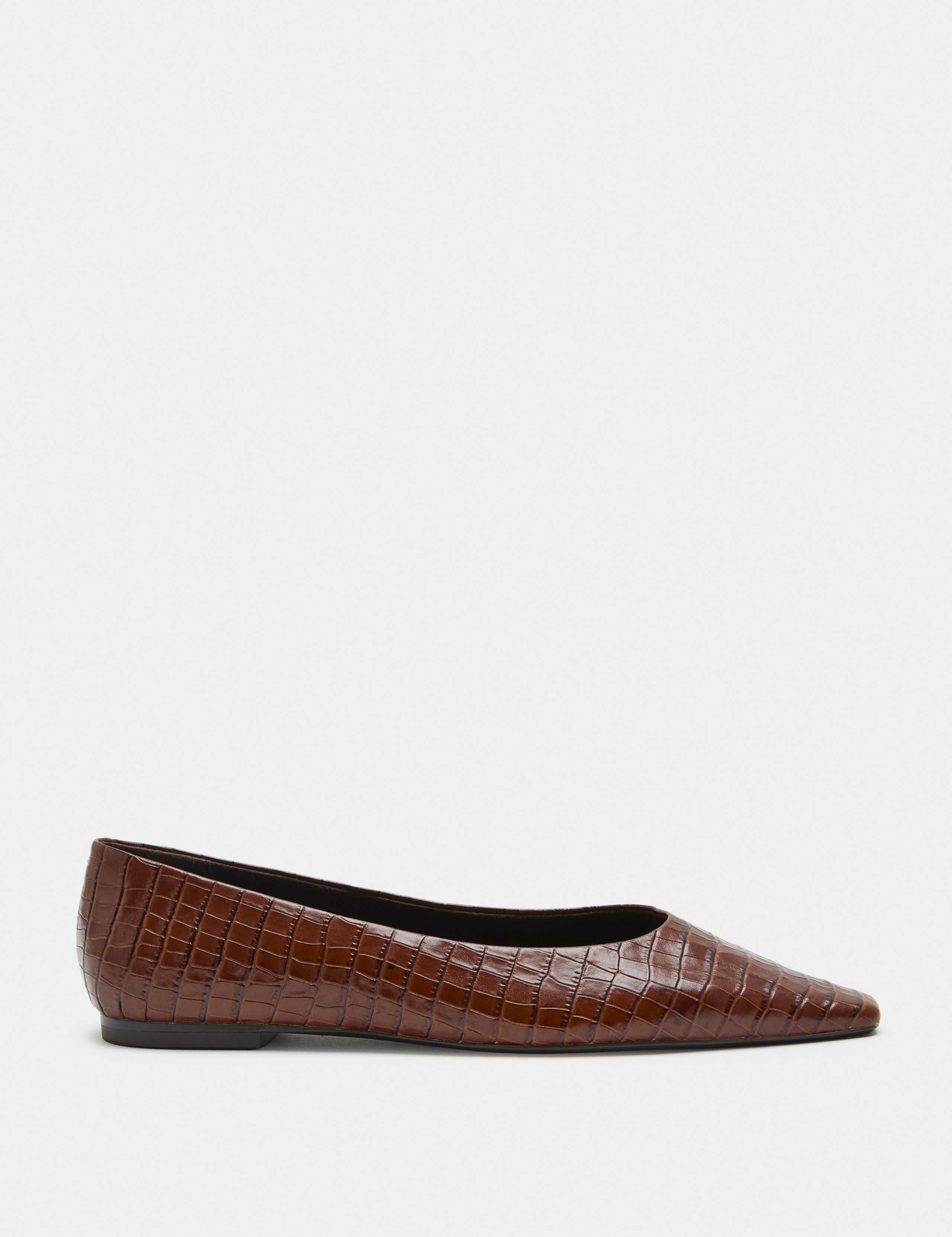Leather Croc Chisel Toe Flat Pumps 2 of 3