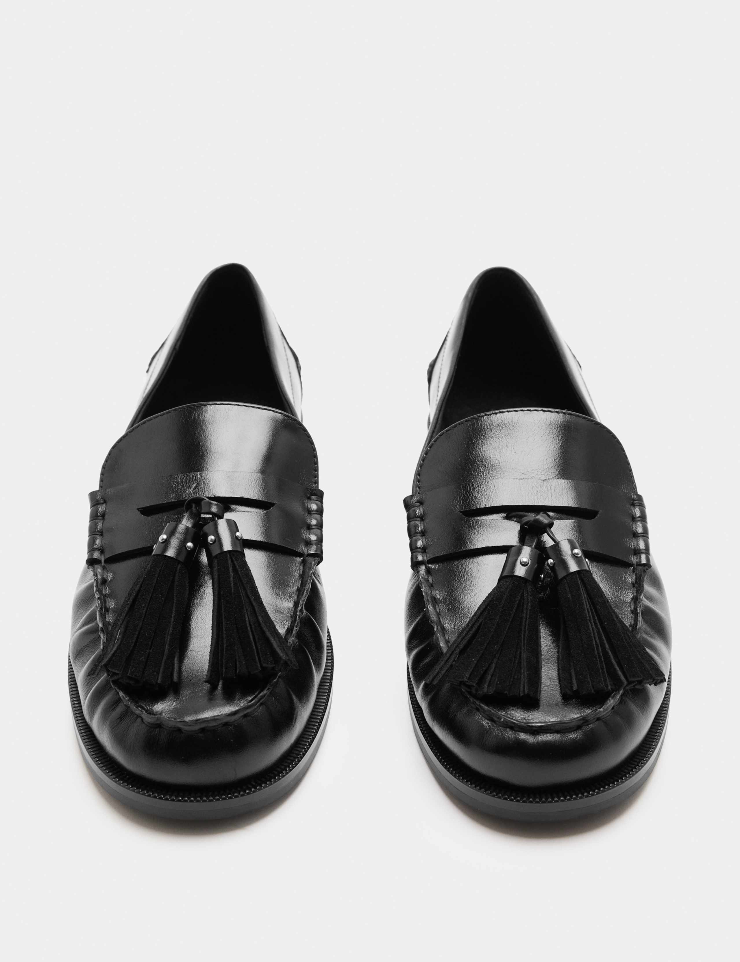 Leather Chunky Tassel Block Heel Round Toe Loafer 1 of 3