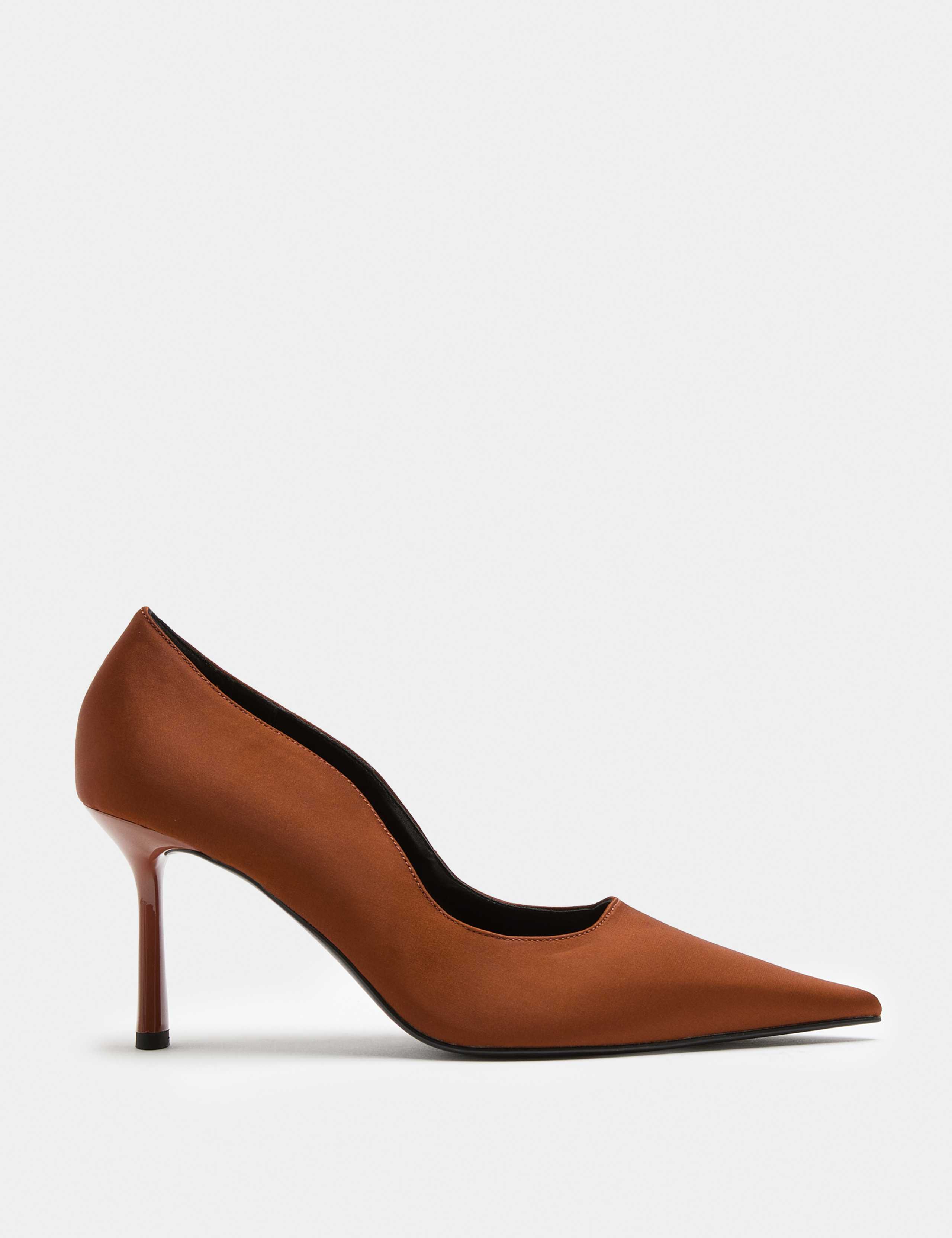 Satin Scalloped Trim Stiletto Court Shoes 2 of 3