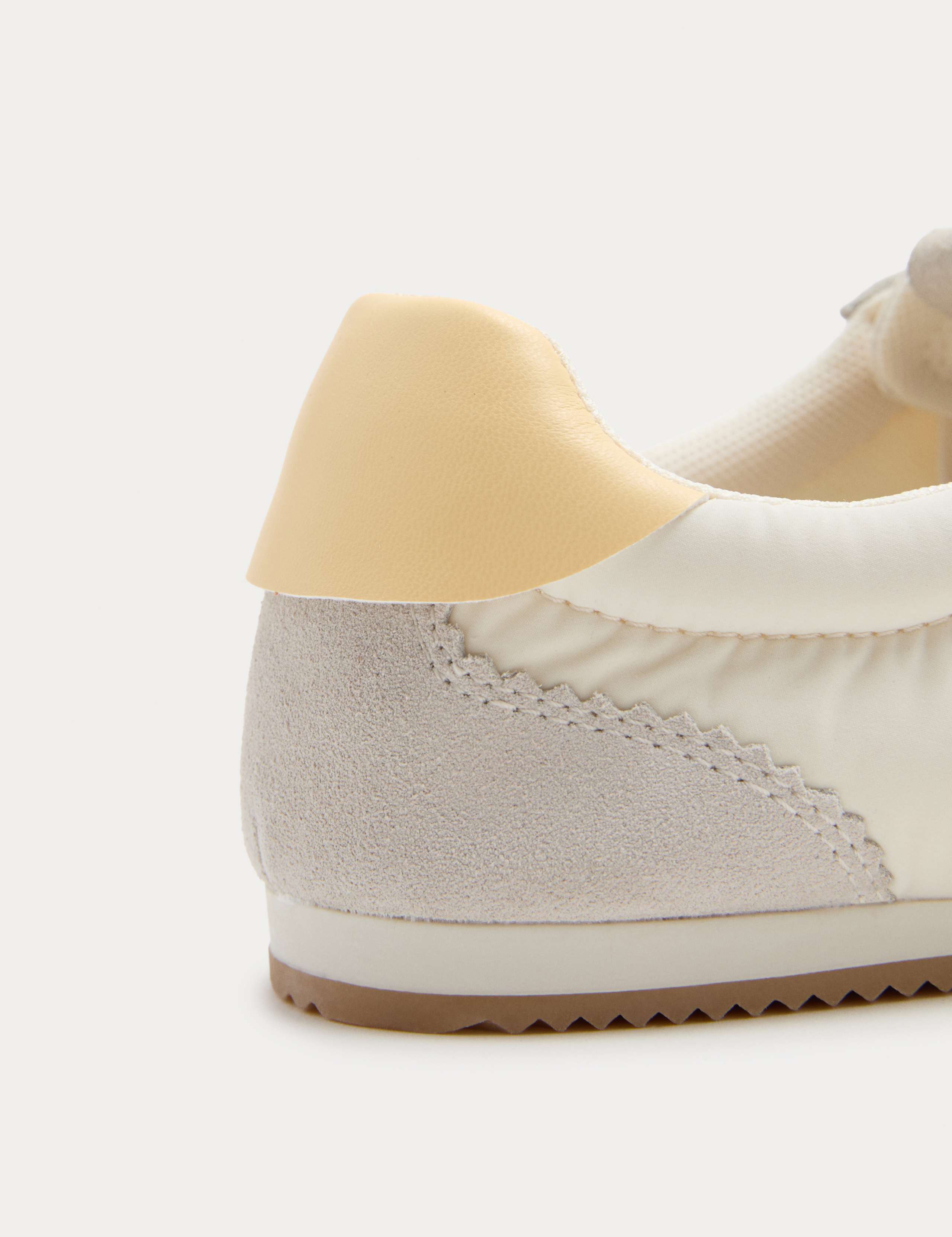 Retro Runner Trainers 3 of 3