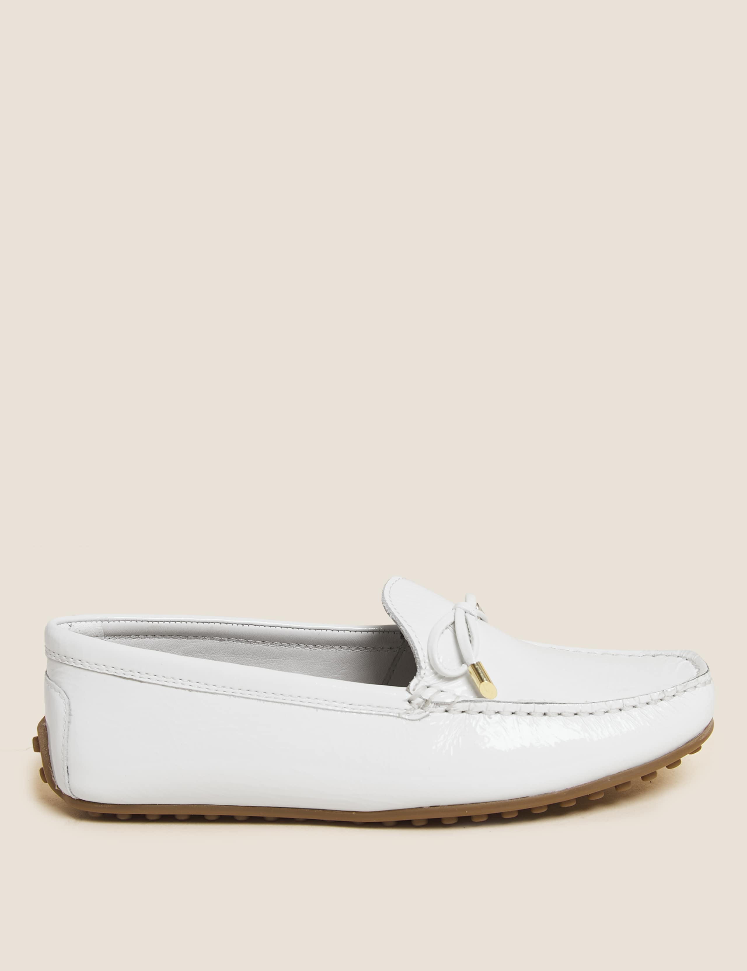 Wide Fit Leather Bow Boat Shoe 1 of 5