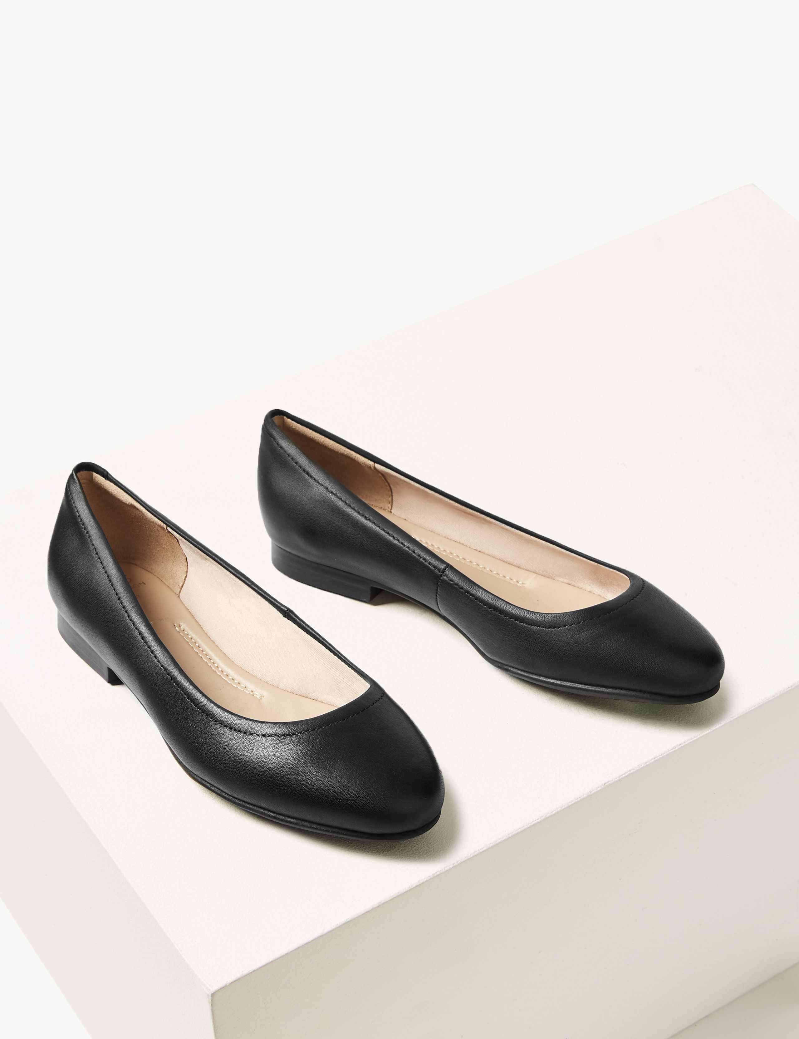 Wide Fit Leather Pumps 3 of 5