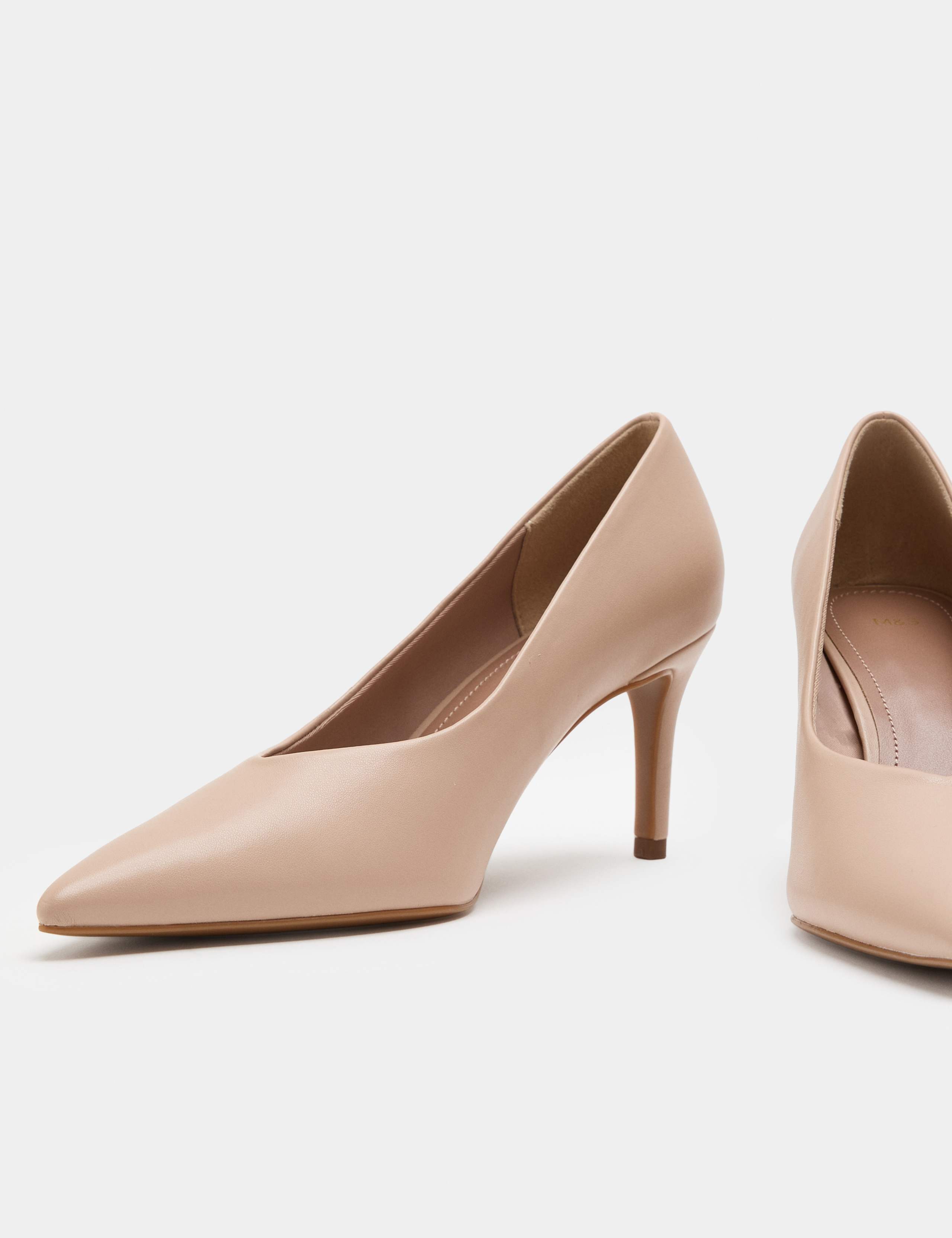 Stiletto Heel Pointed Court Shoes 3 of 3