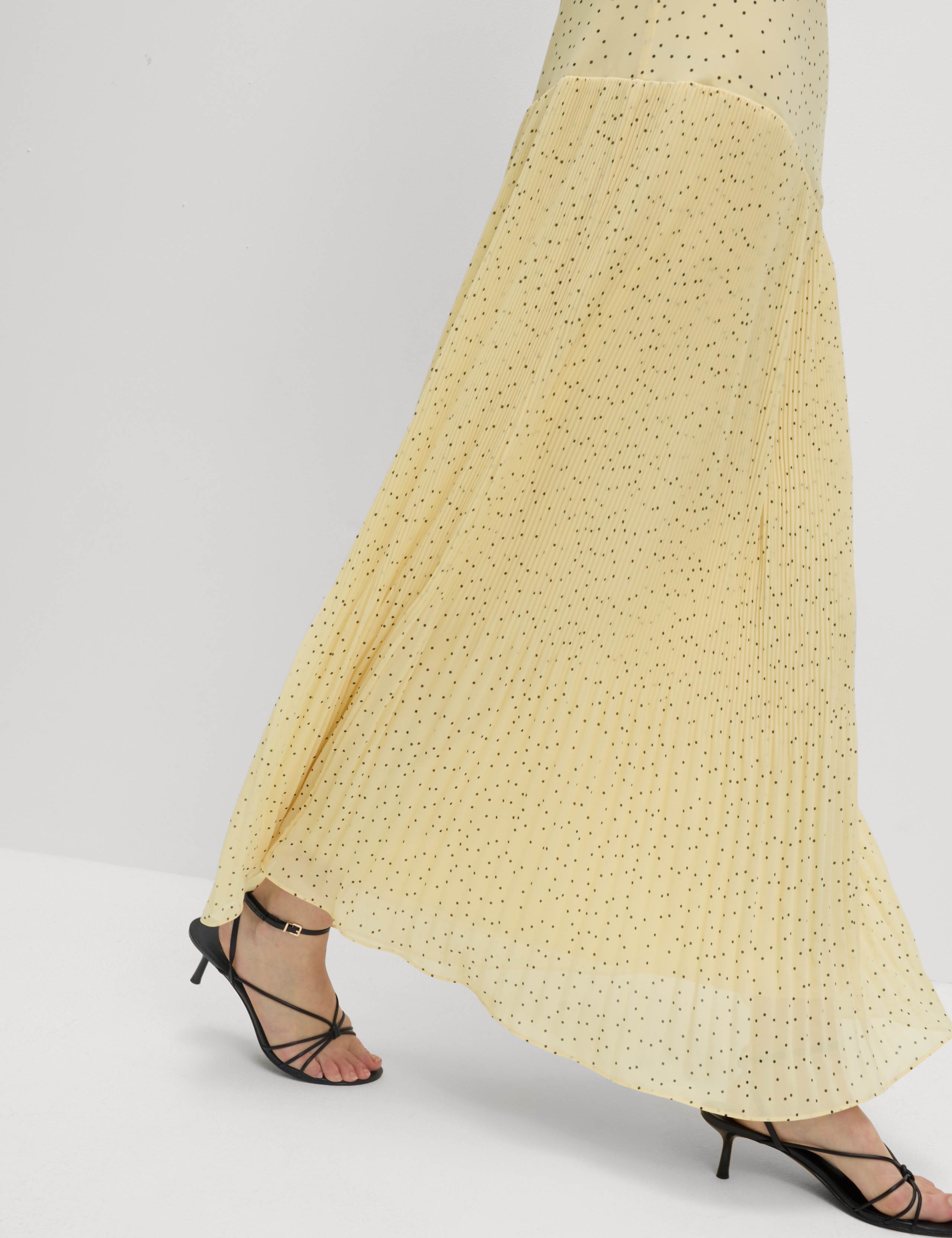 Chiffon Printed Scoop Neck Maxi Waisted Dress 6 of 6