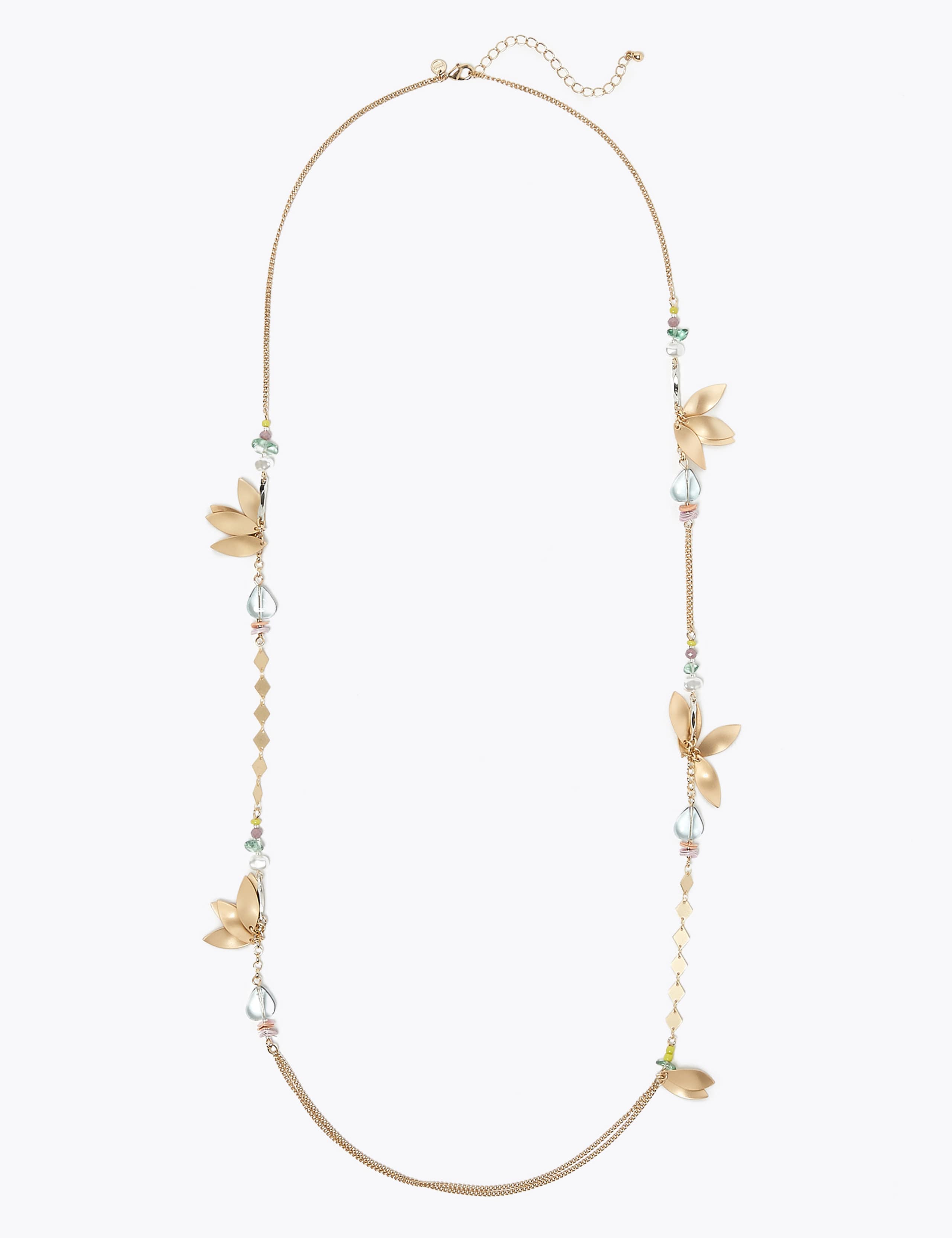 Leaf Cluster Rope Necklace 1 of 1