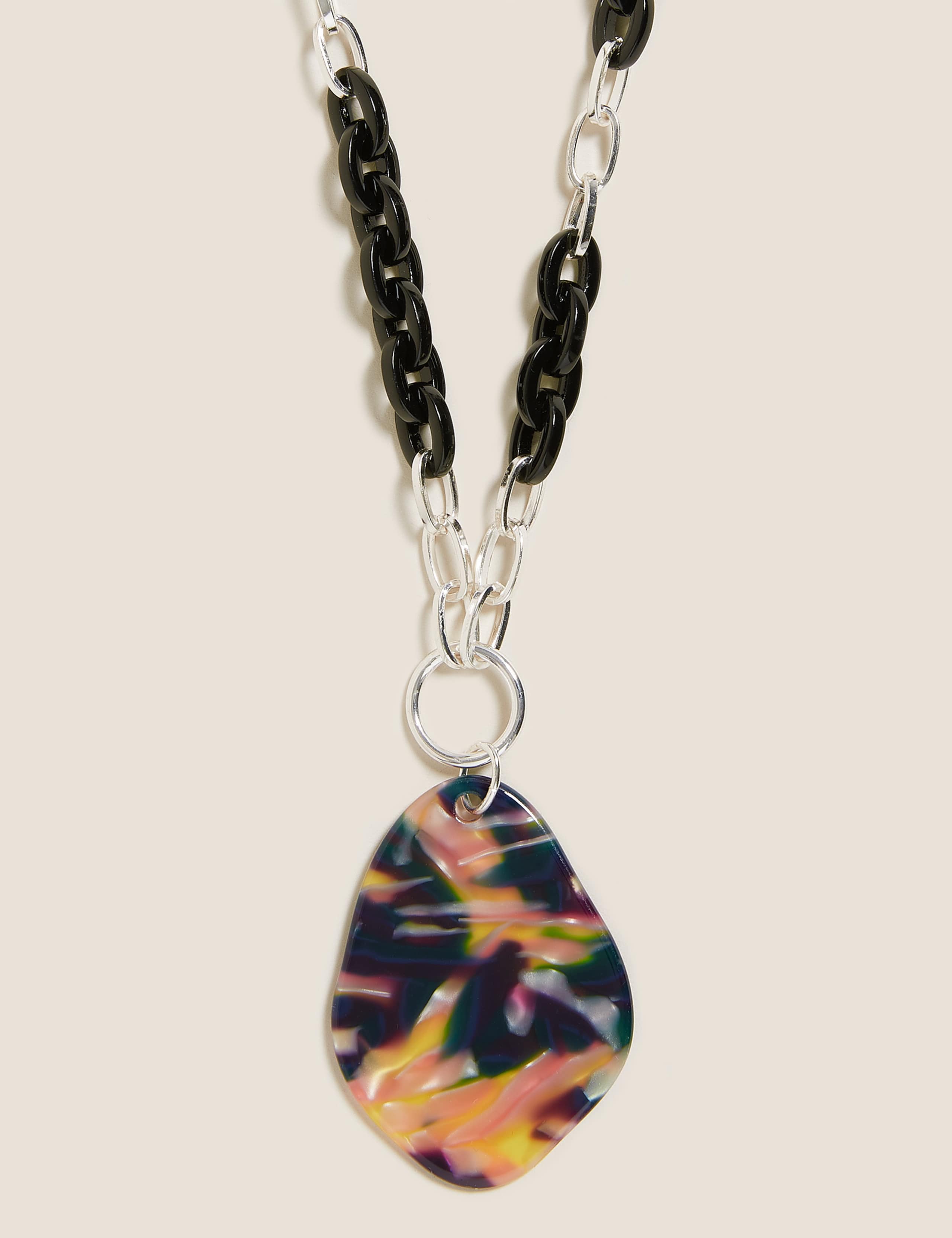 Long Tortoiseshell Pendant Necklace 2 of 2