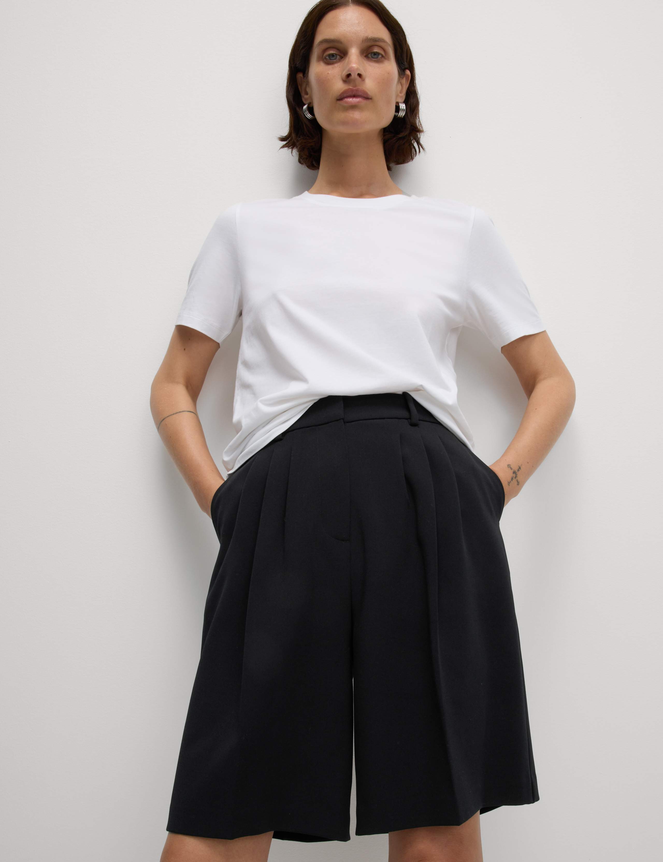 High Waisted Pleat Front Bermuda Shorts 3 of 7