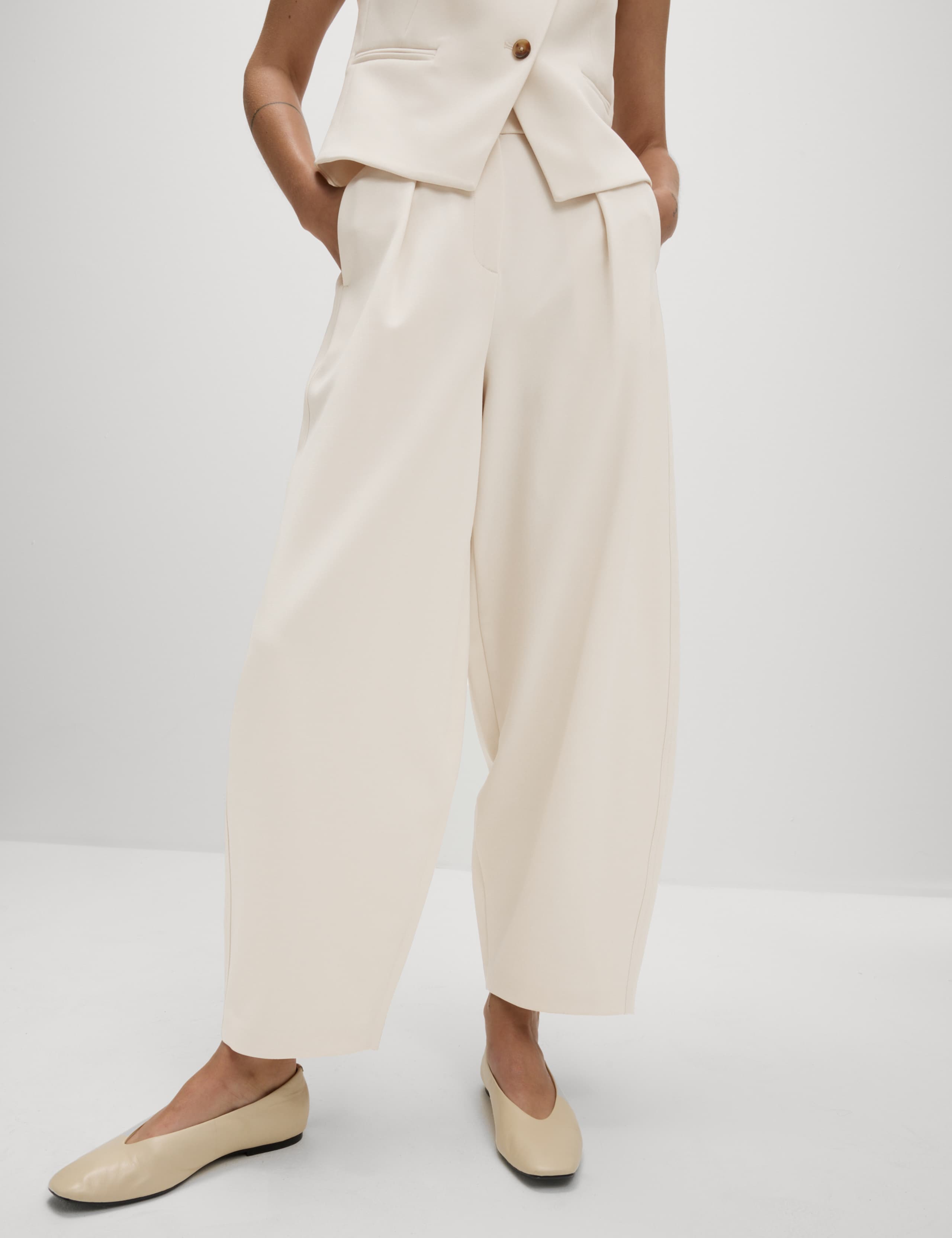 Tailored Pleat Front Barrel Leg Trousers 5 of 8