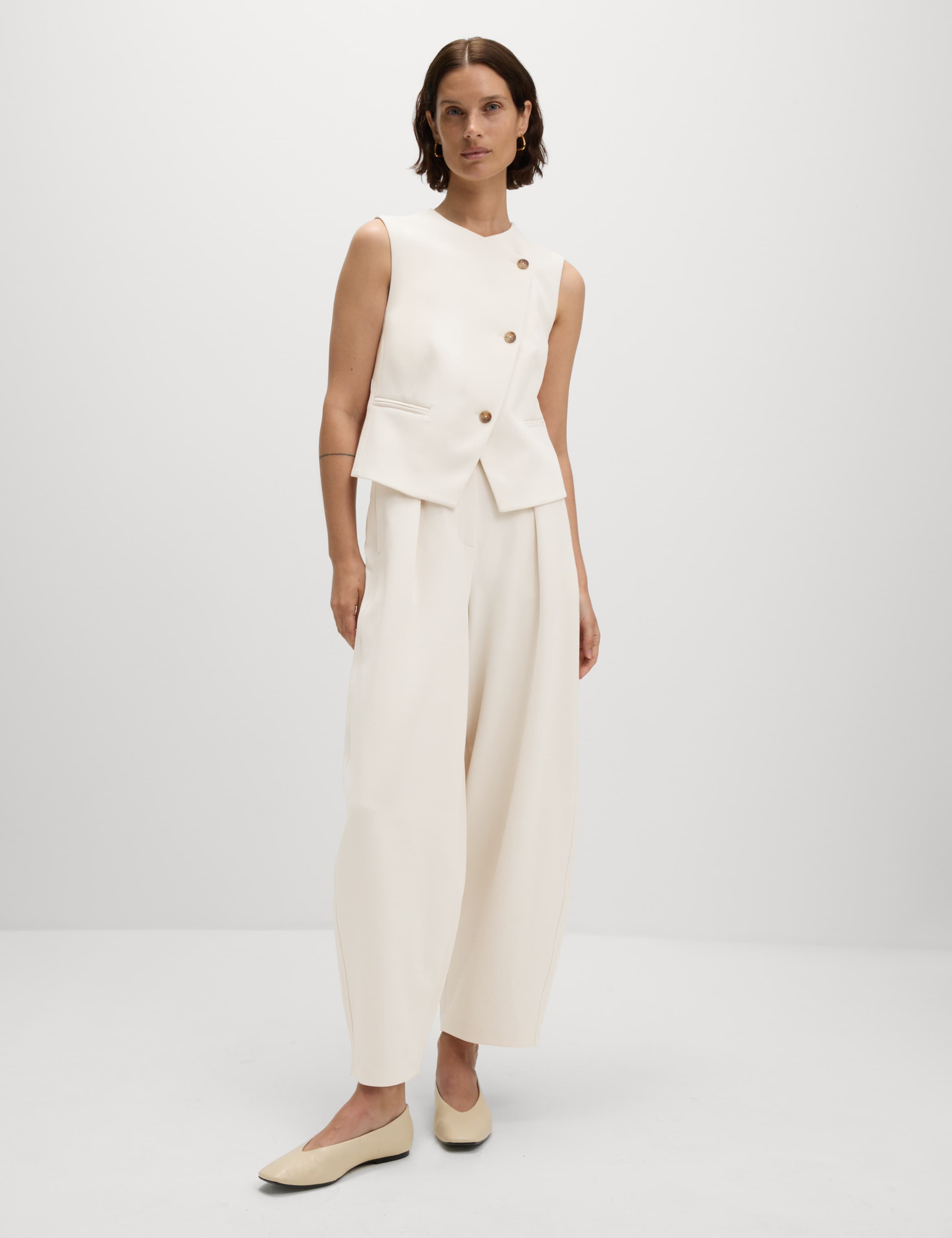 Tailored Pleat Front Barrel Leg Trousers 6 of 8