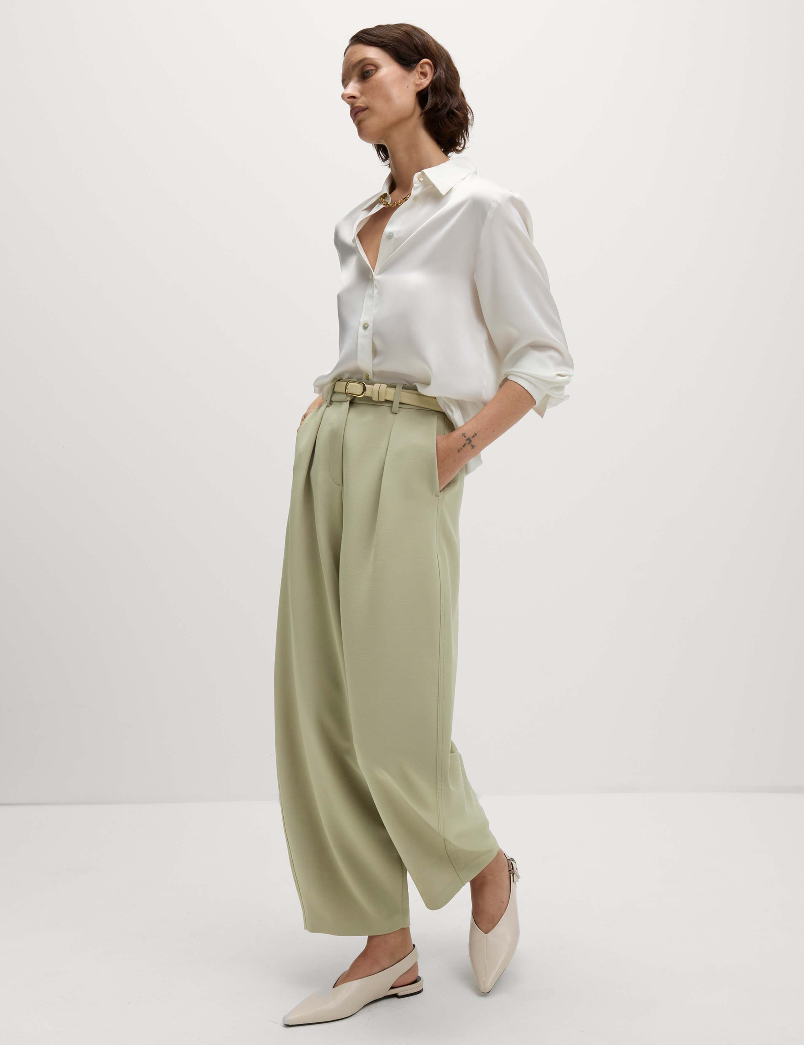 Tailored Pleat Front Barrel Leg Trousers 6 of 7