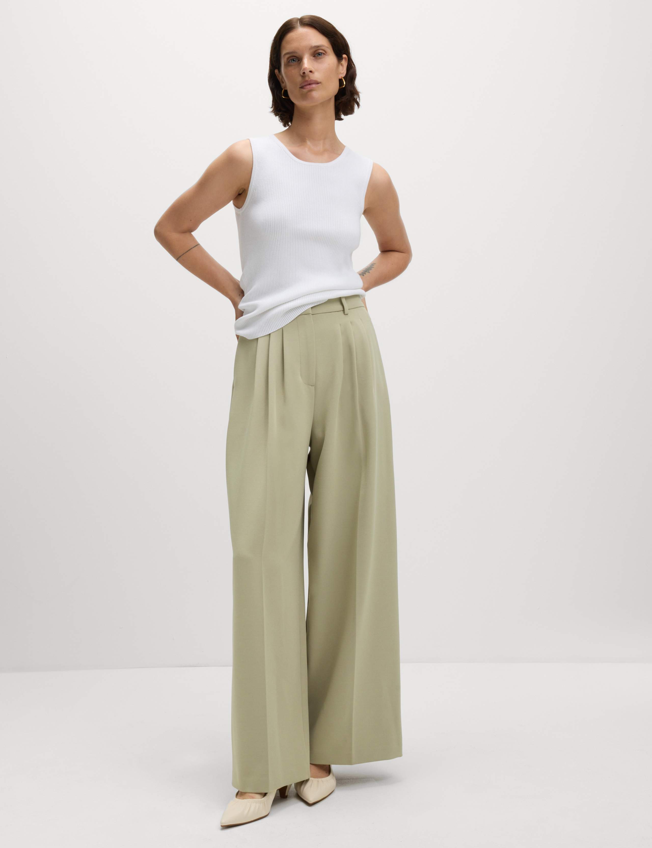 Tailored Pleat Front Wide Leg Trousers 6 of 7