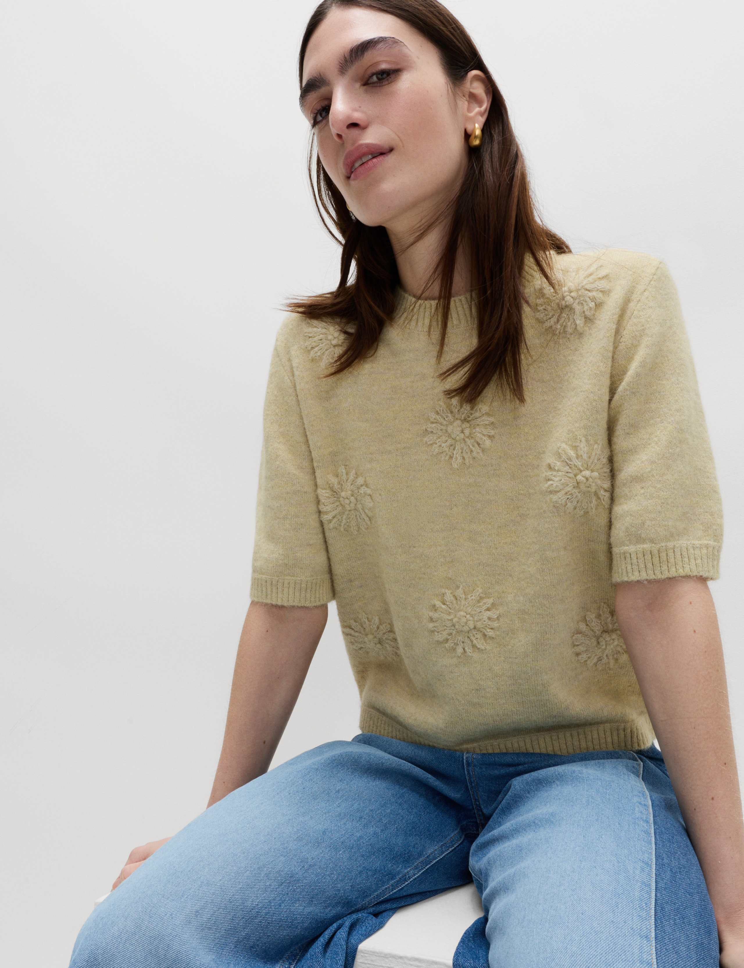 Floral Textured Knitted Top with Wool 6 of 6