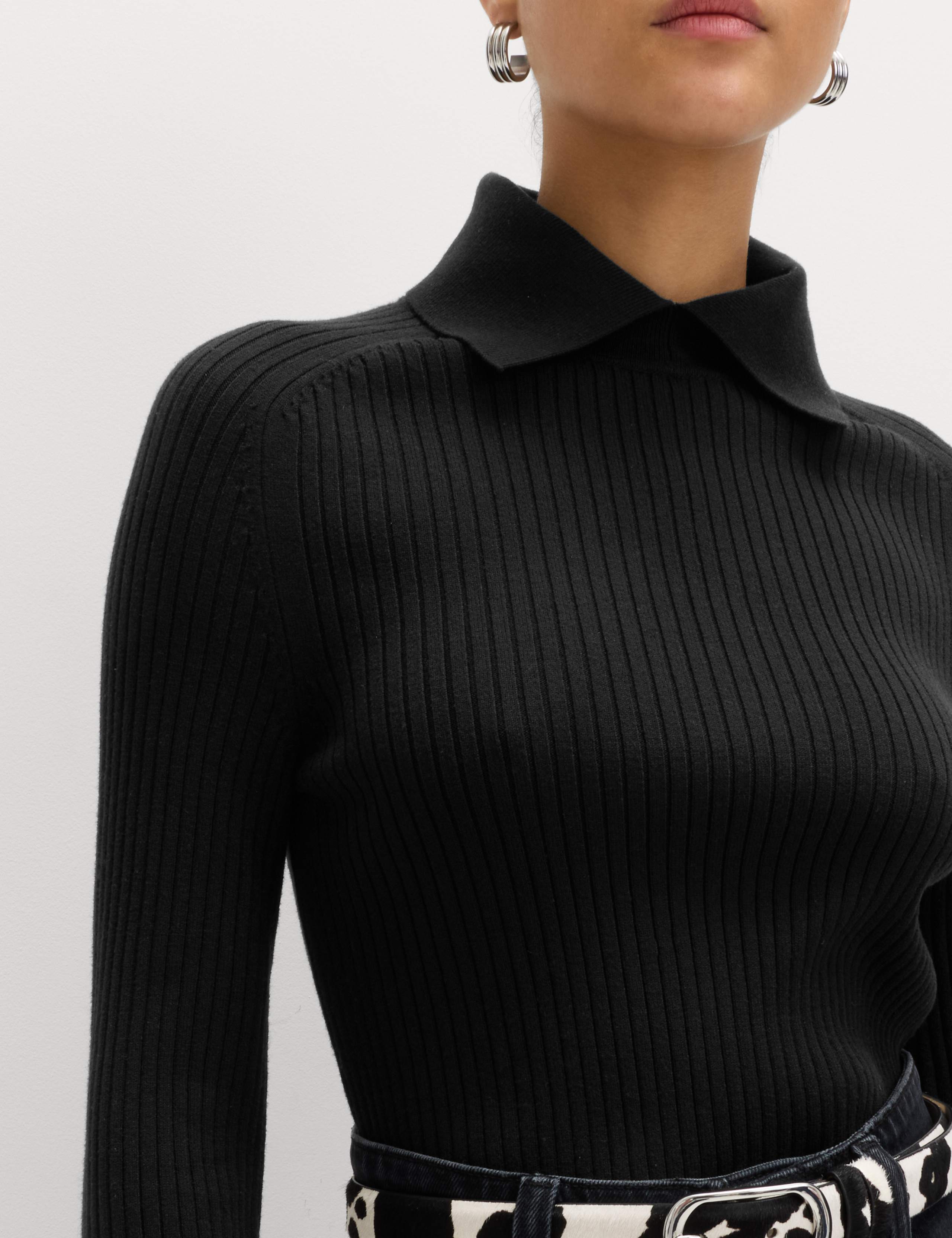 Ribbed Collared Slim Fit Knitted Top 1 of 5