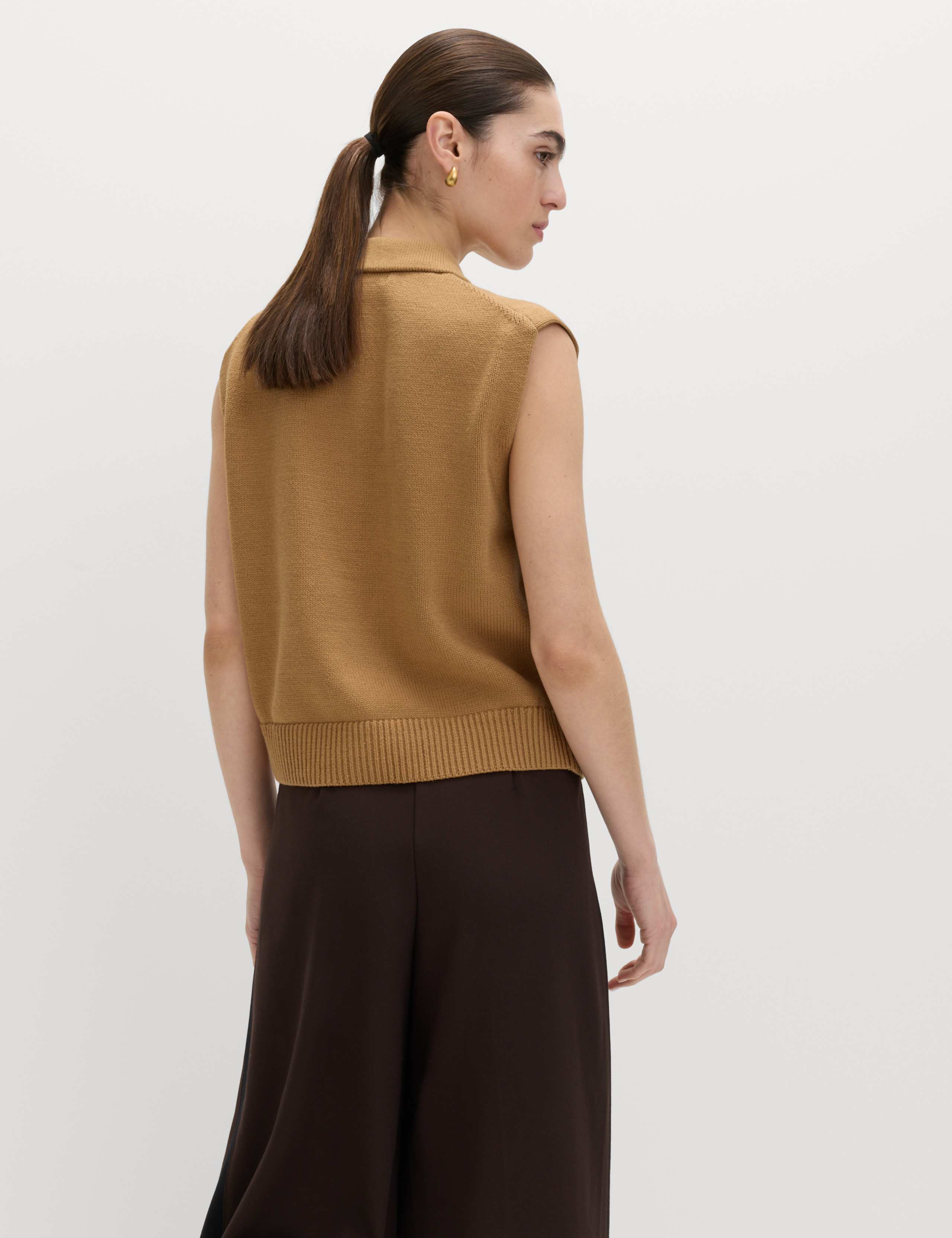 Cotton Rich Pocket Knitted Waistcoat 6 of 6